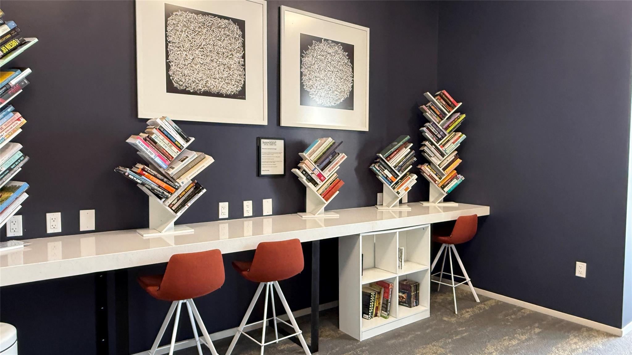 301 West Ave # 4906, Austin, TX 78701