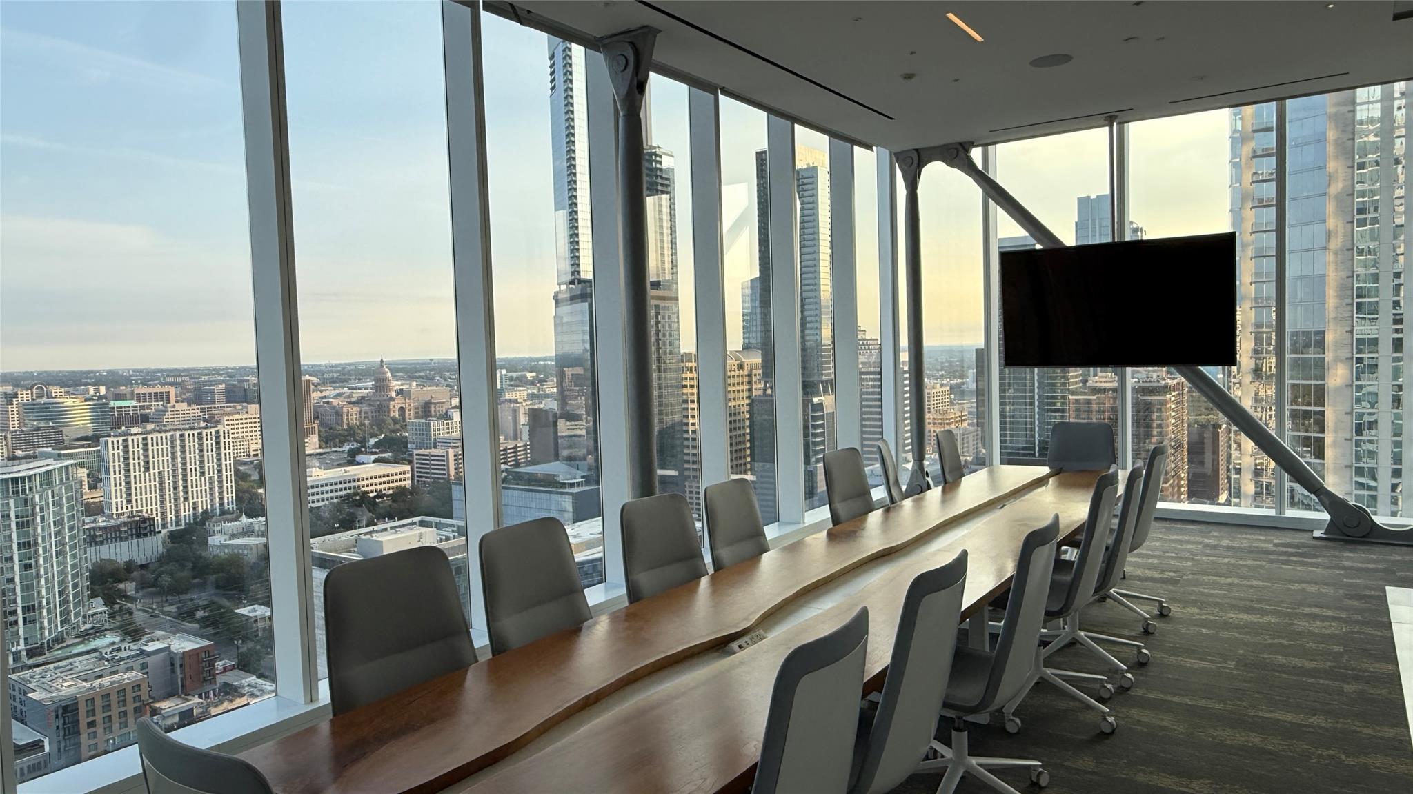 301 West Ave # 4906, Austin, TX 78701