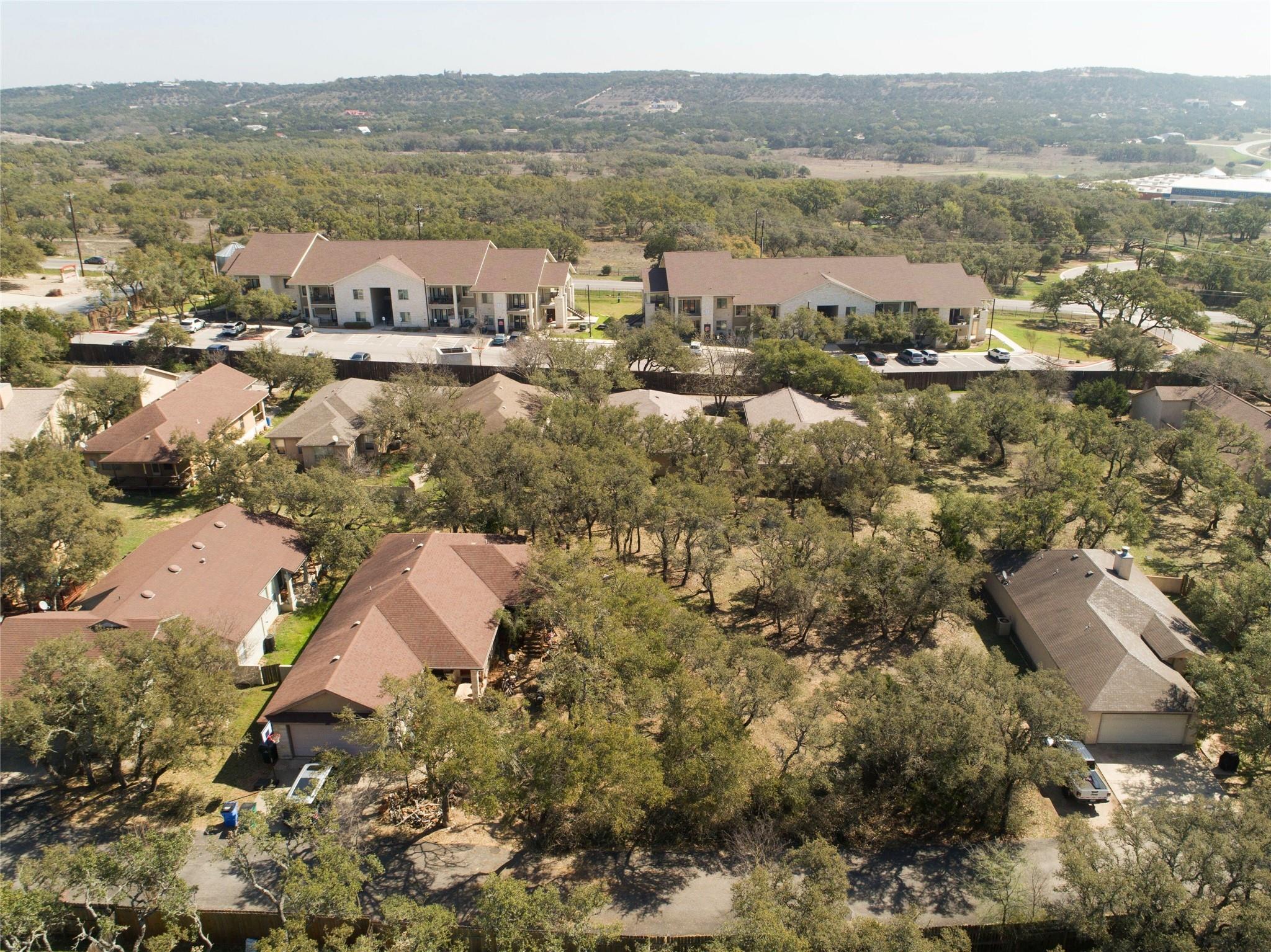 5 Villa Meadow W, Wimberley, TX 78676