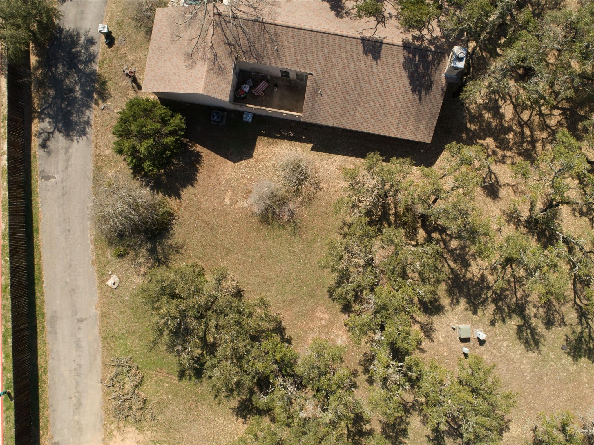 5 Villa Meadow W, Wimberley, TX 78676