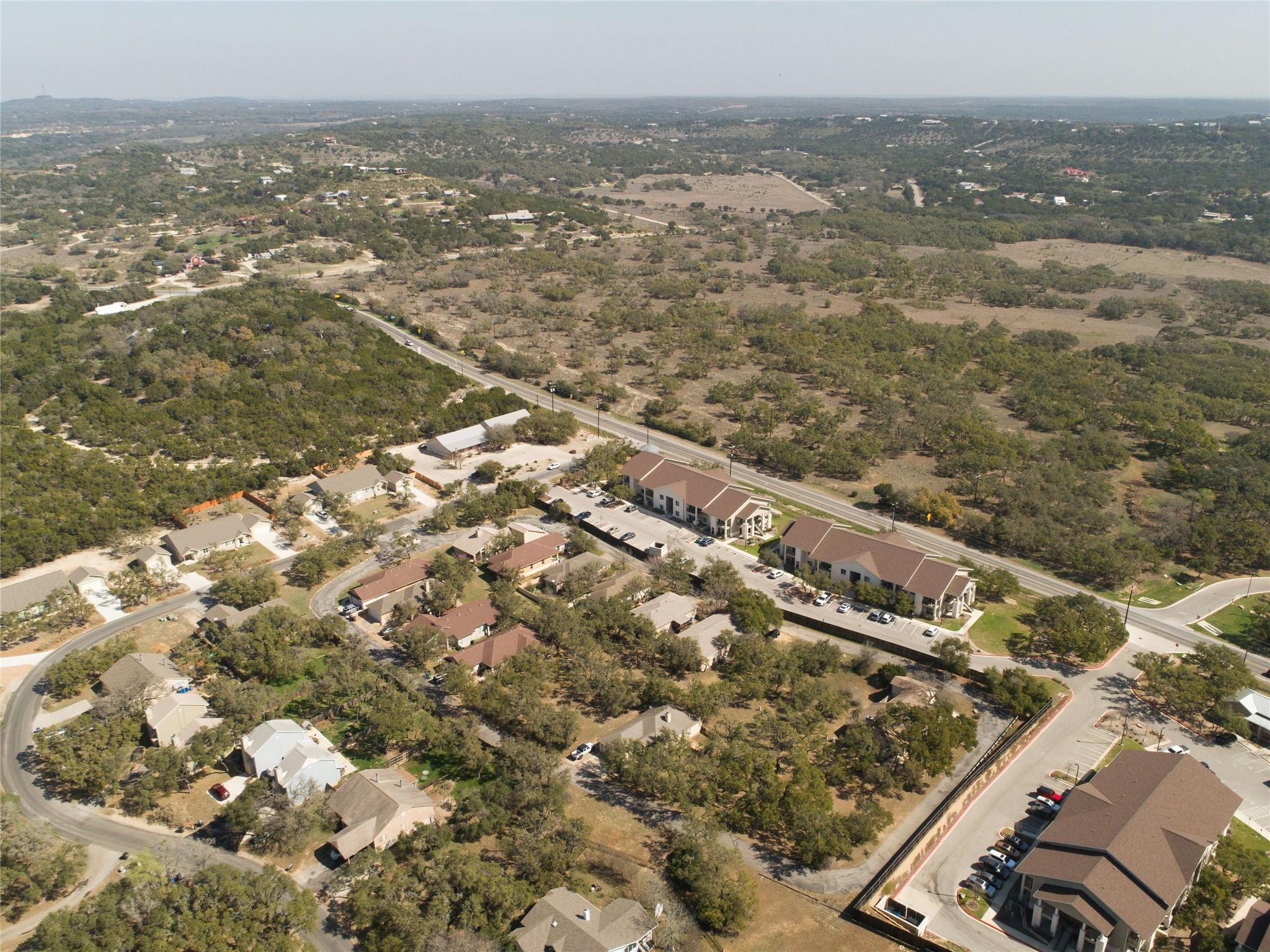 5 Villa Meadow W, Wimberley, TX 78676