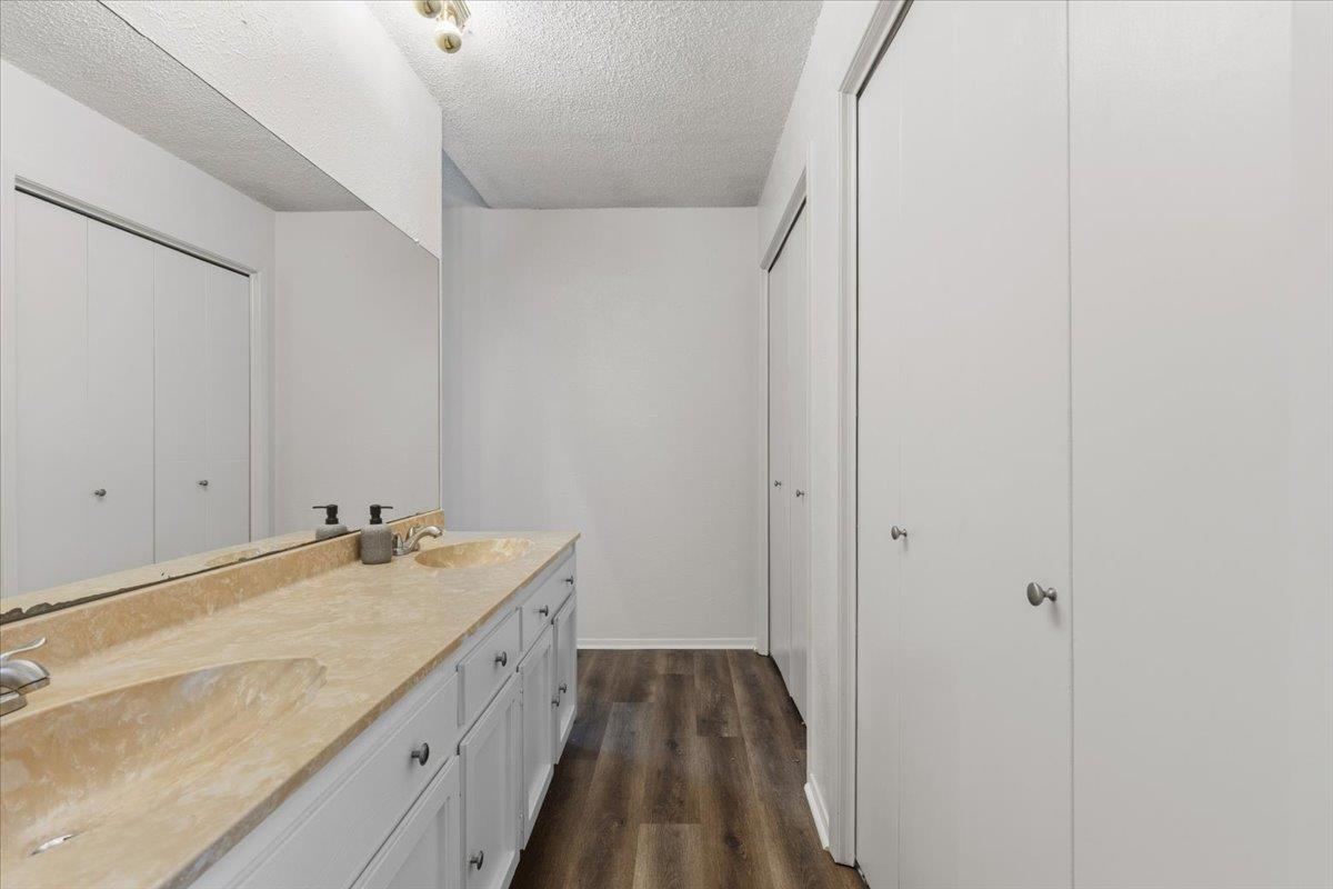 511 Suzzane Rd, Pflugerville, TX 78660