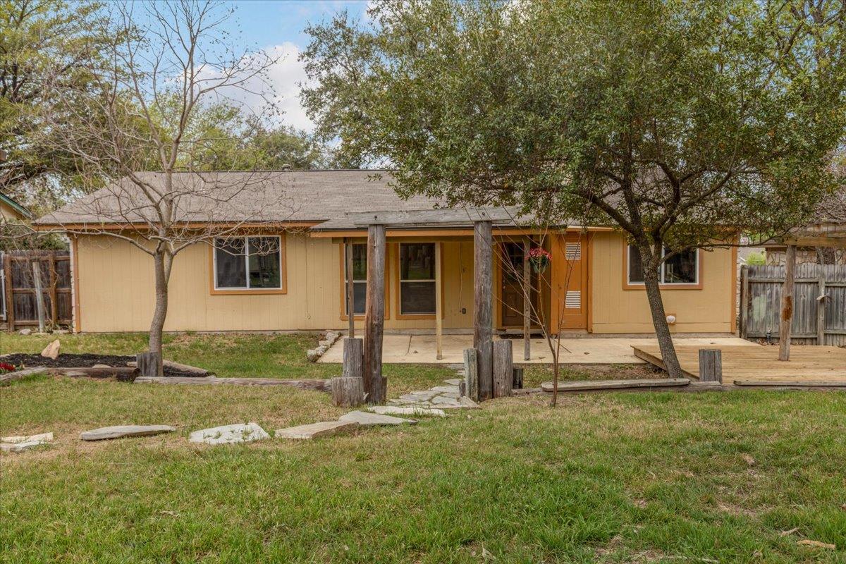 511 Suzzane Rd, Pflugerville, TX 78660