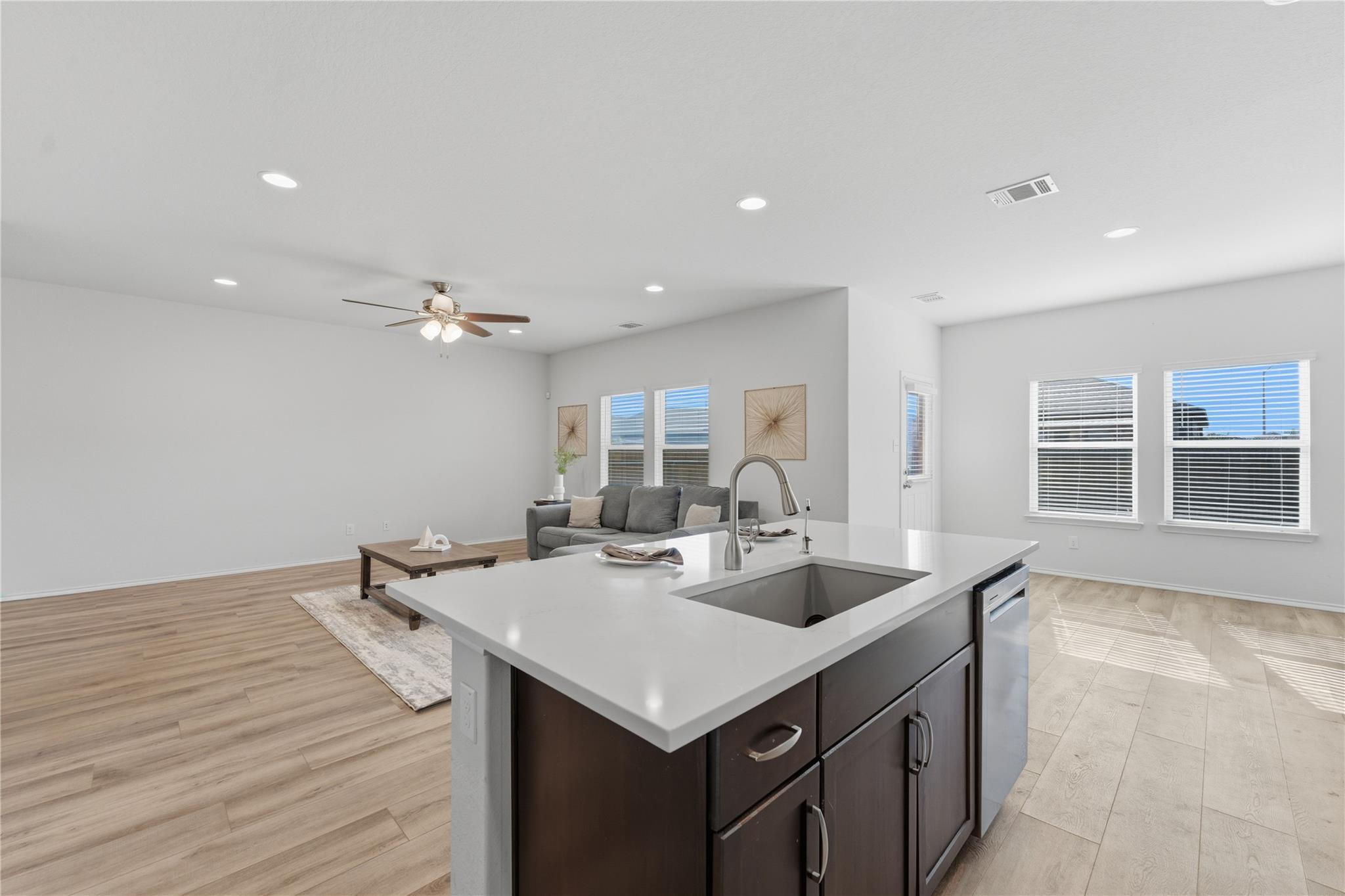 2946 WOLFCREEK Dr, New Braunfels, TX 78130