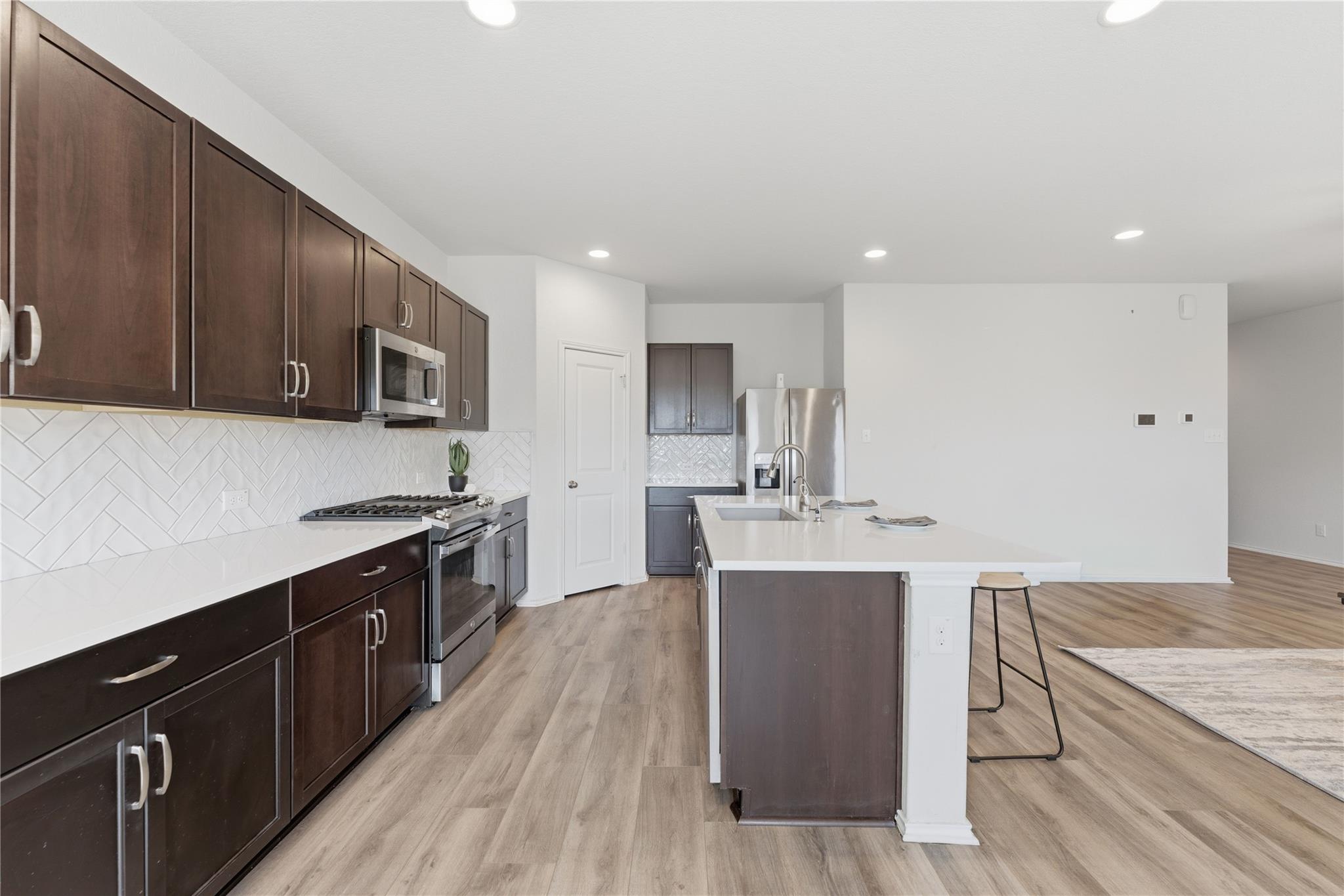 2946 WOLFCREEK Dr, New Braunfels, TX 78130