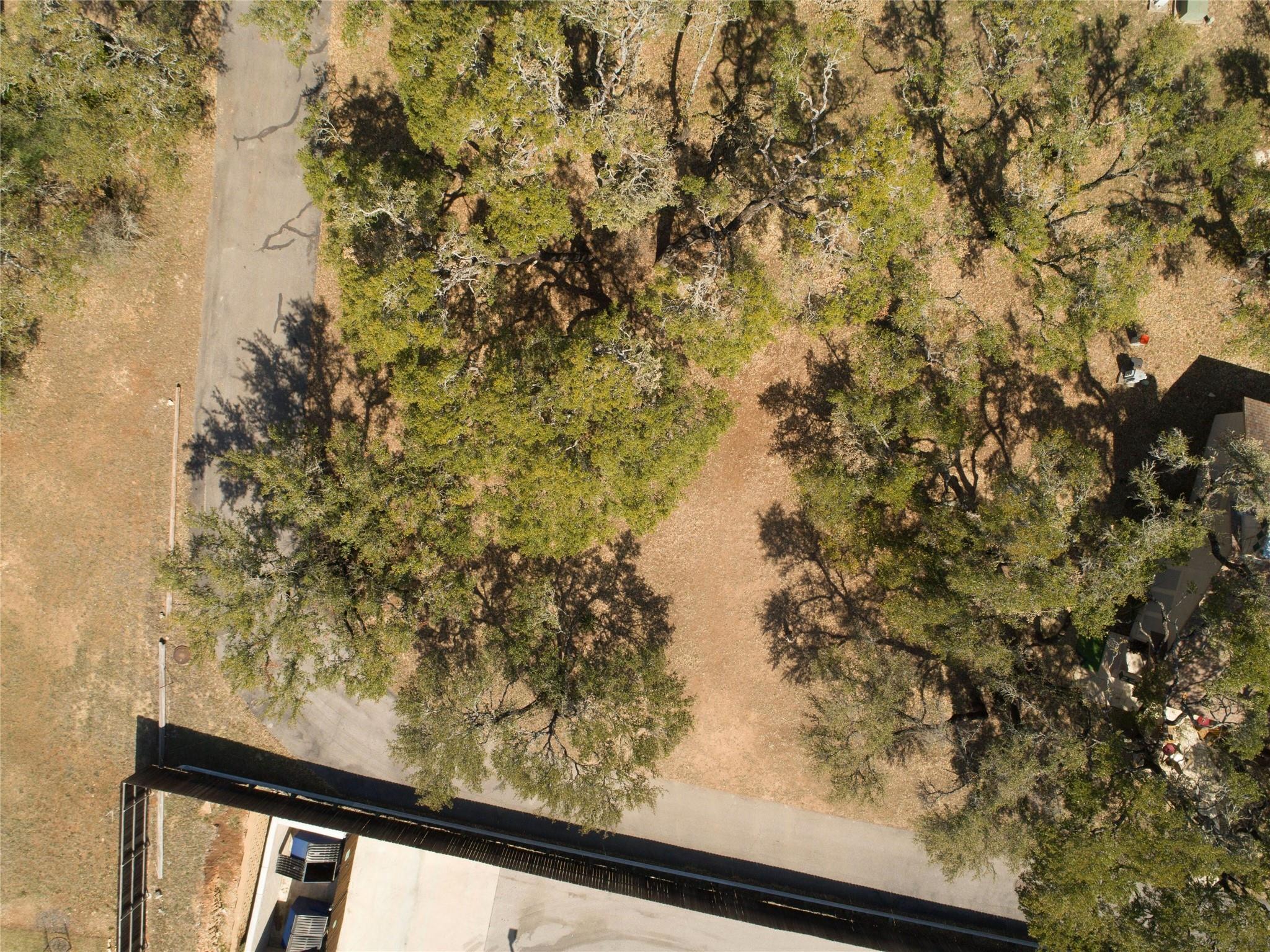 6 Villa Meadow W, Wimberley, TX 78676