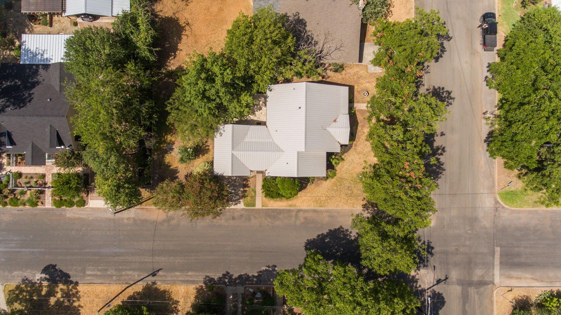 611 N Adams St, Fredericksburg, TX 78624