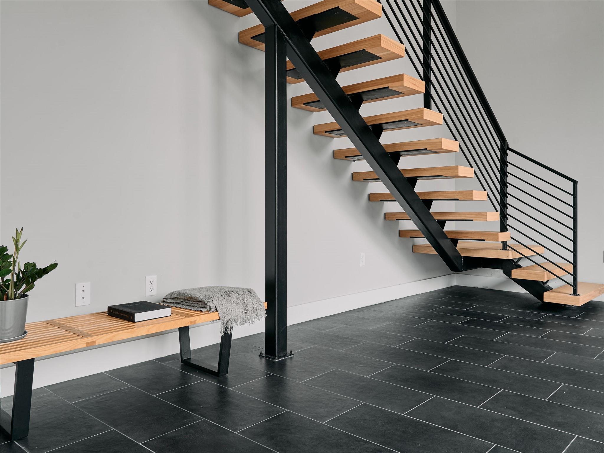 412 Kemp St, Austin, TX 78741