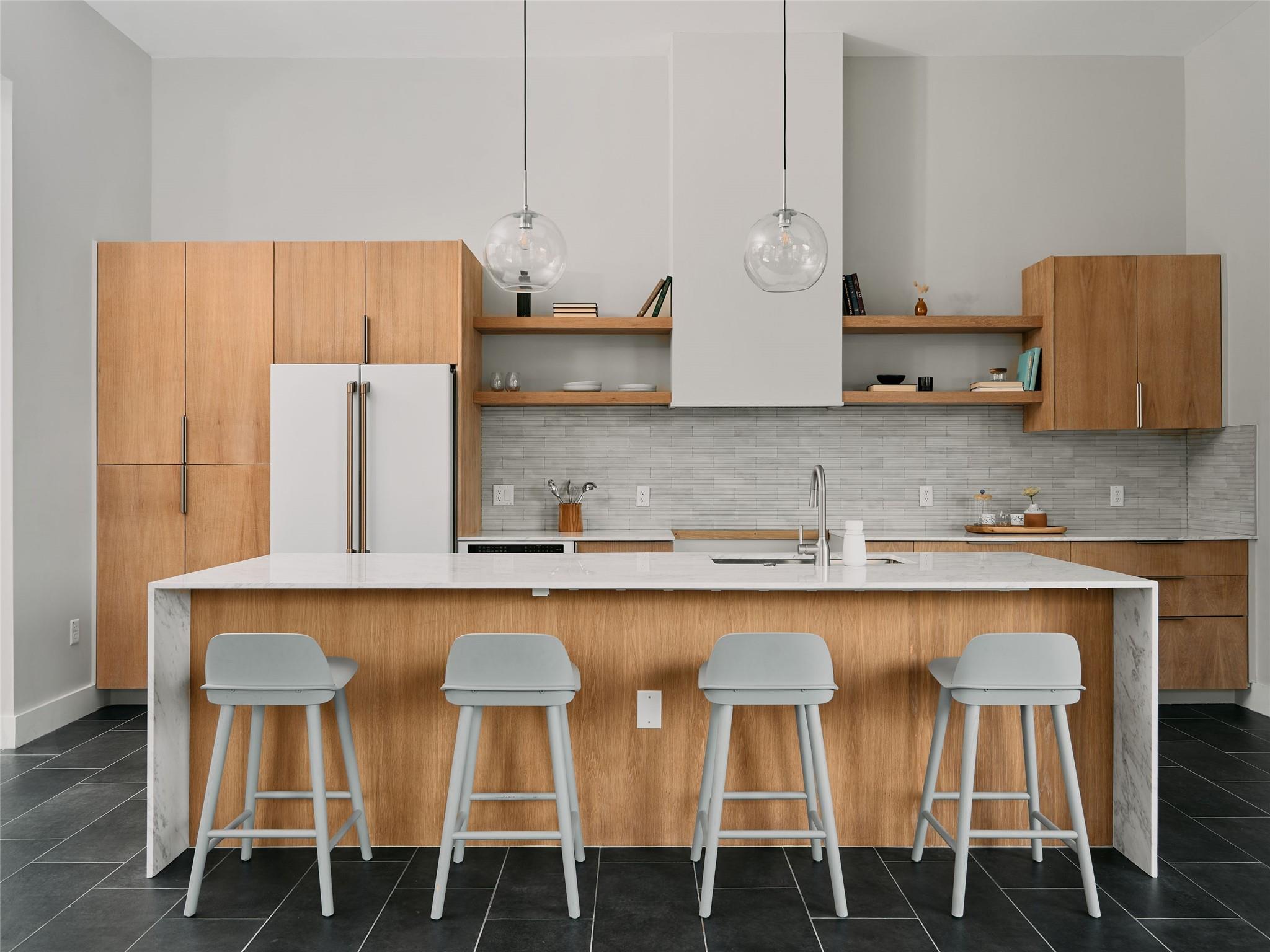 412 Kemp St, Austin, TX 78741