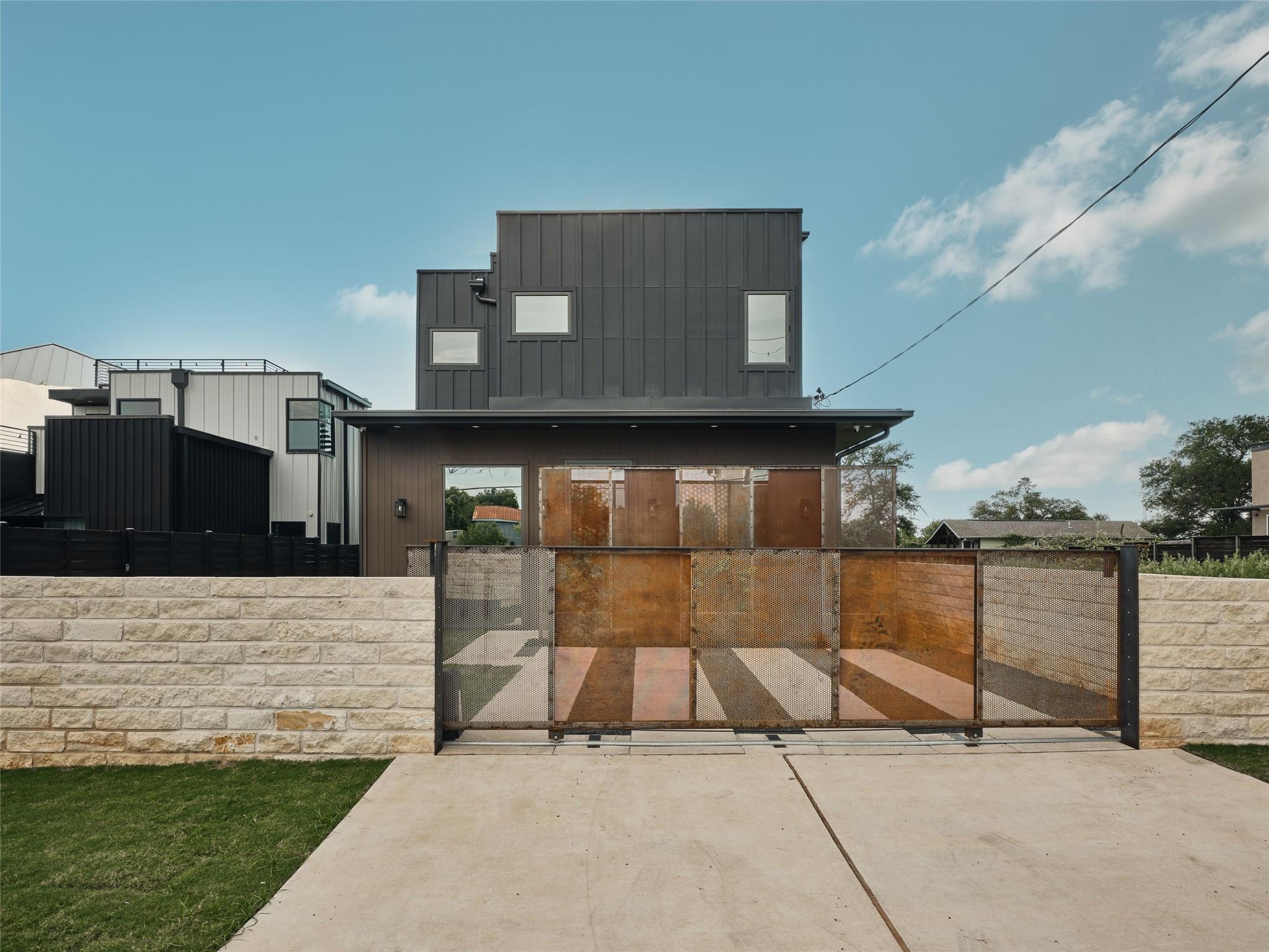 412 Kemp St, Austin, TX 78741