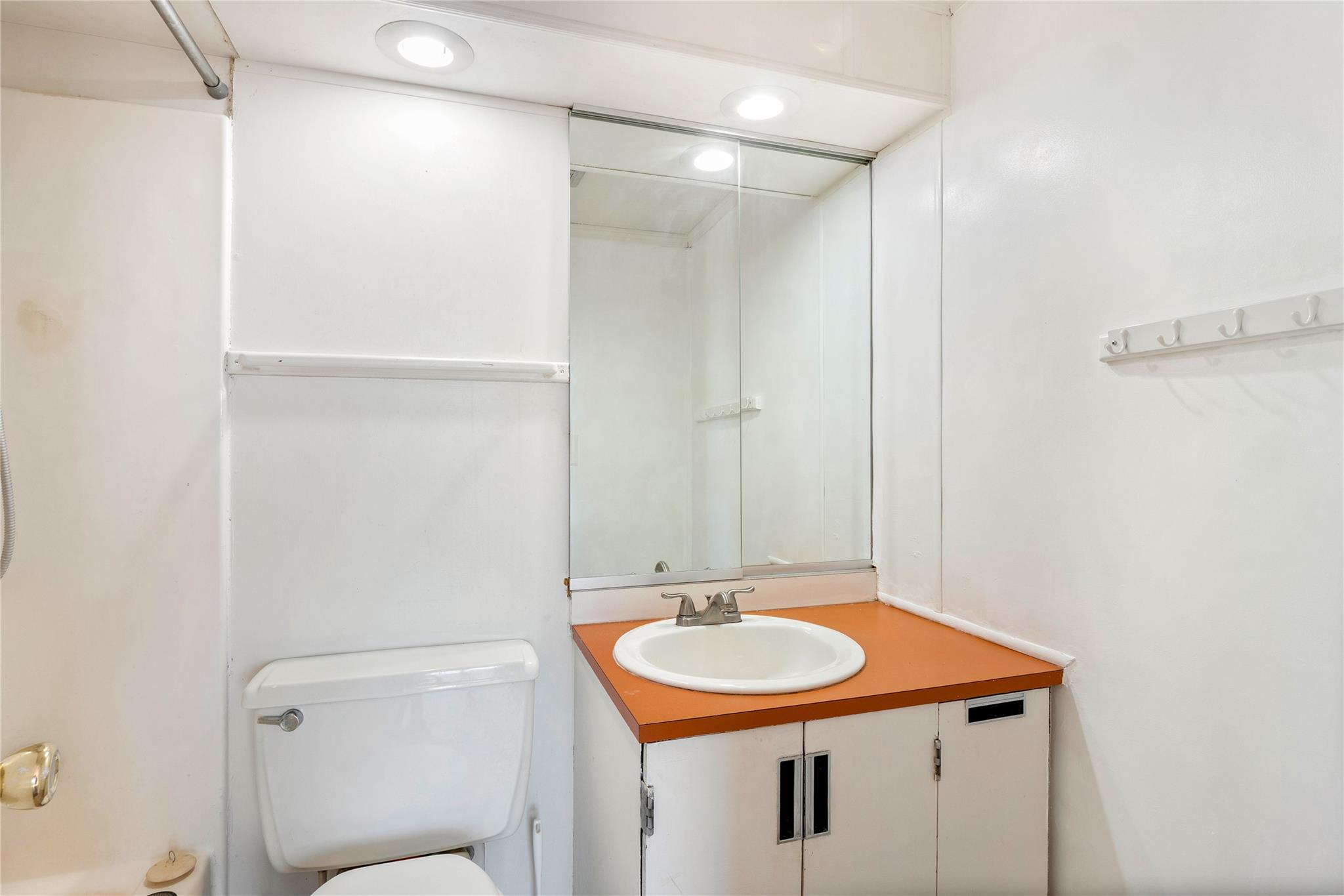 5802 Circulo Dr # 1A, Lago Vista, TX 78645