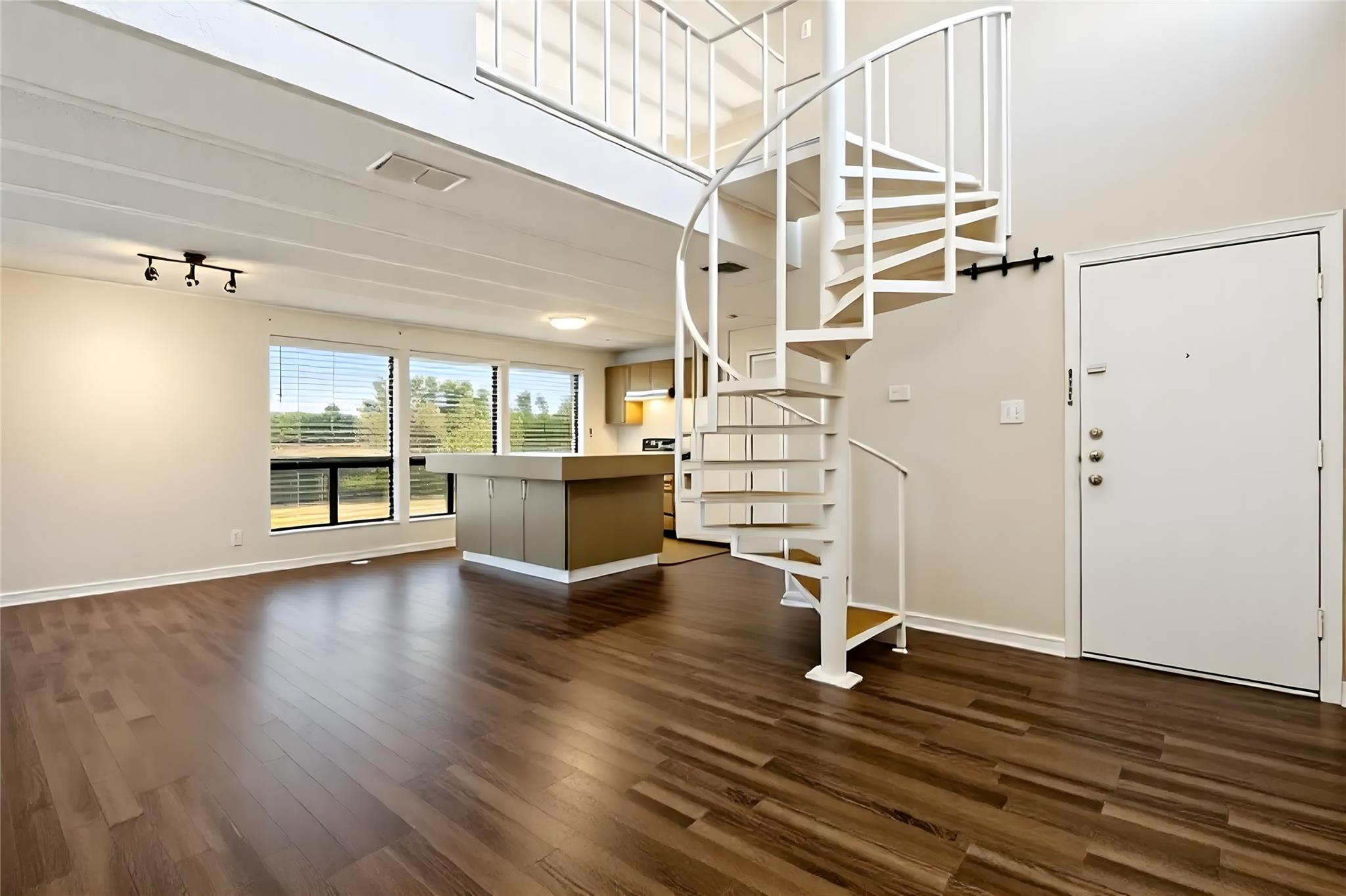 5802 Circulo Dr # 1A, Lago Vista, TX 78645