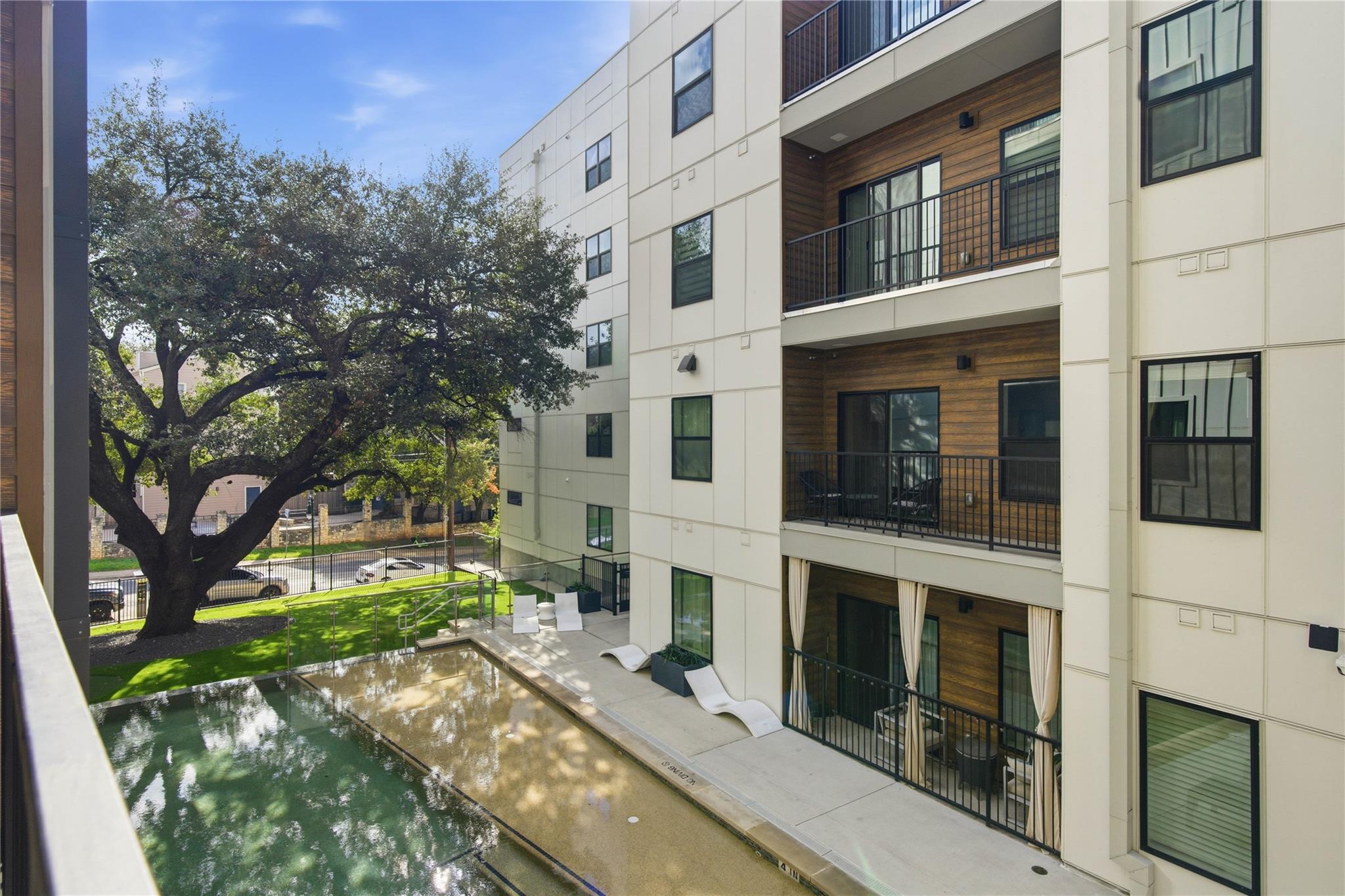 2500 Longview St # 219, Austin, TX 78705