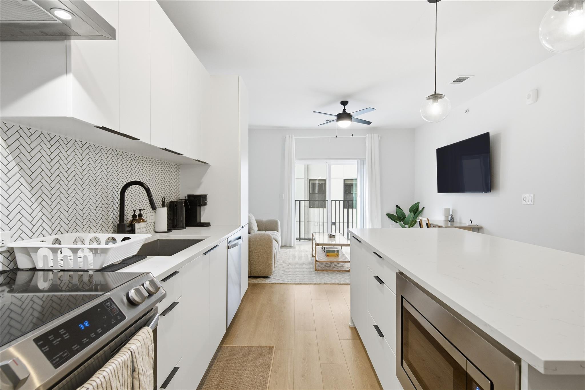 2500 Longview St # 219, Austin, TX 78705