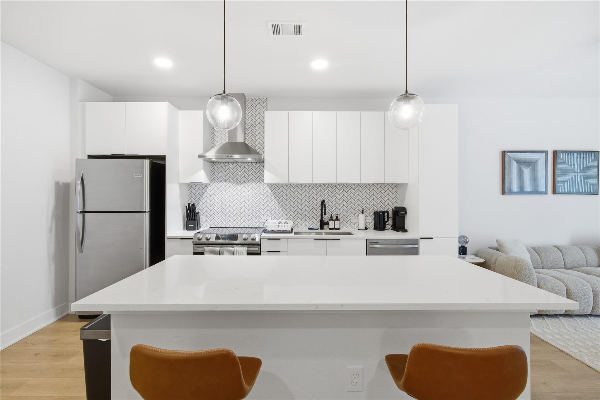 2500 Longview St # 219, Austin, TX 78705