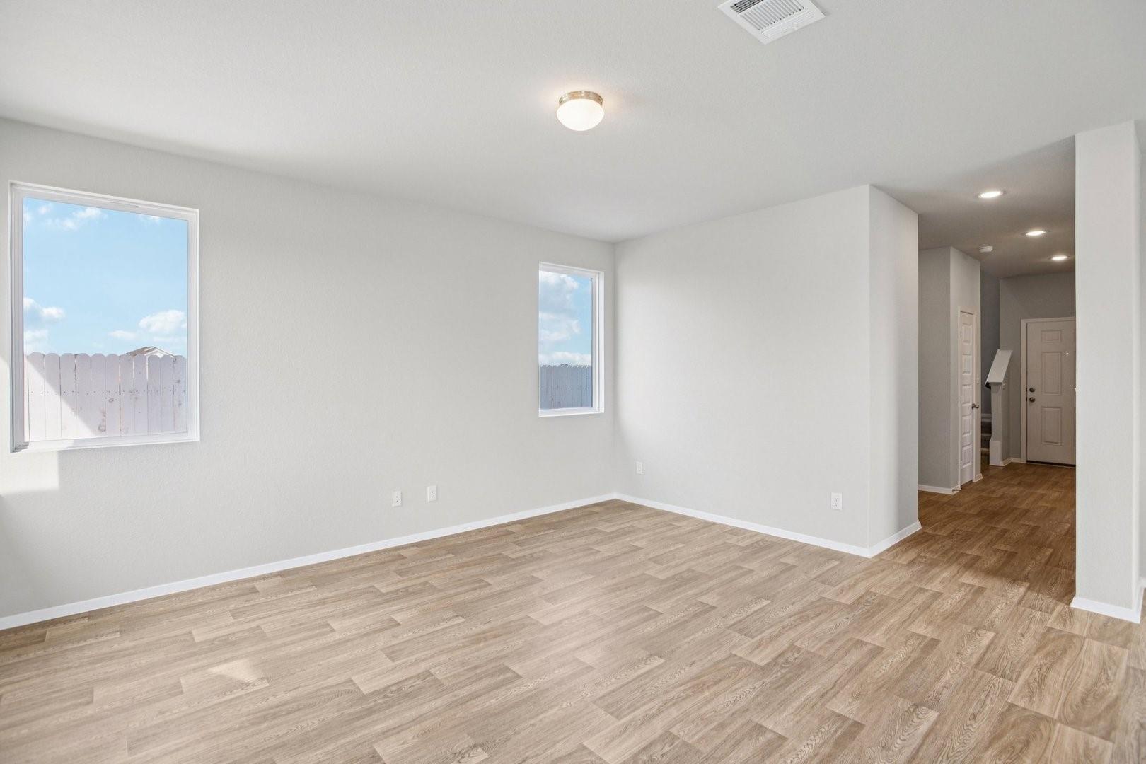 185 Cider Creek Dr, Elgin, TX 78621