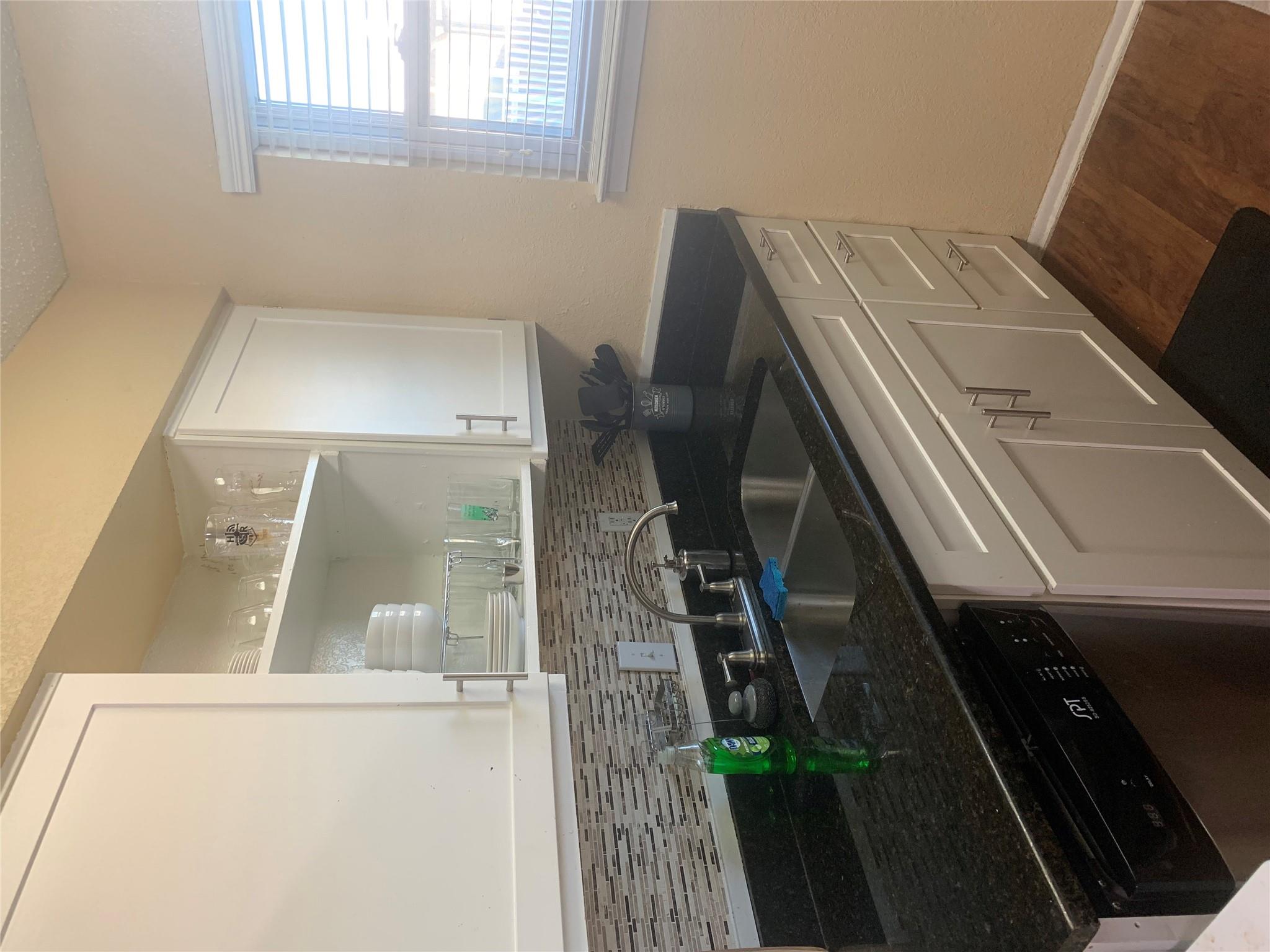 2401 Manor Rd # 218, Austin, TX 78722