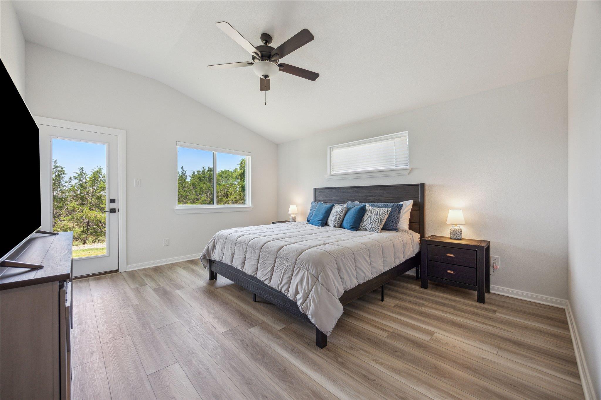 21001 Newhaven Cv, Lago Vista, TX 78645