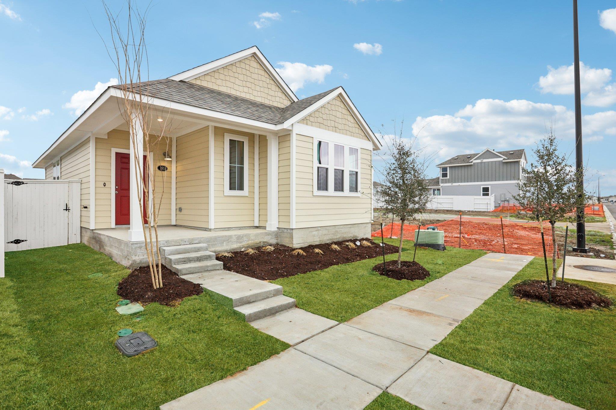 195 Cider Creek Dr, Elgin, TX 78621