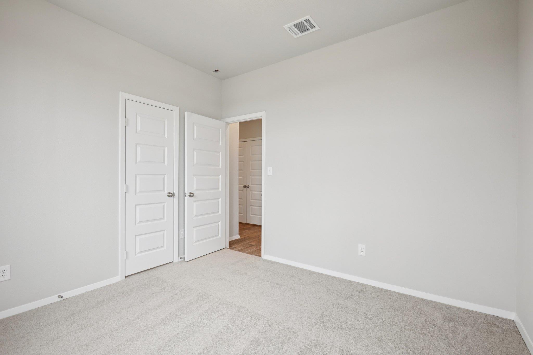 195 Cider Creek Dr, Elgin, TX 78621