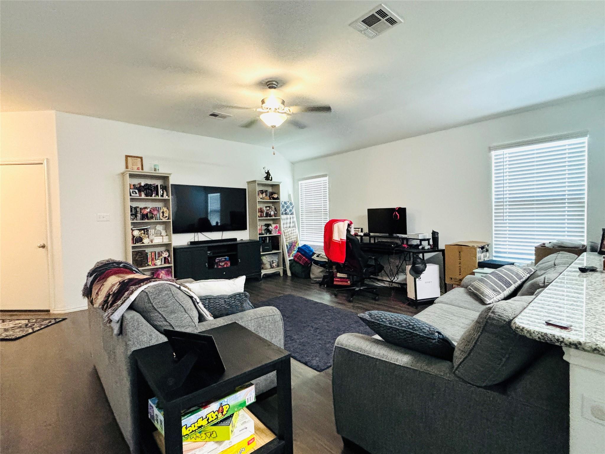 113 Star Pass, Jarrell, TX 76537