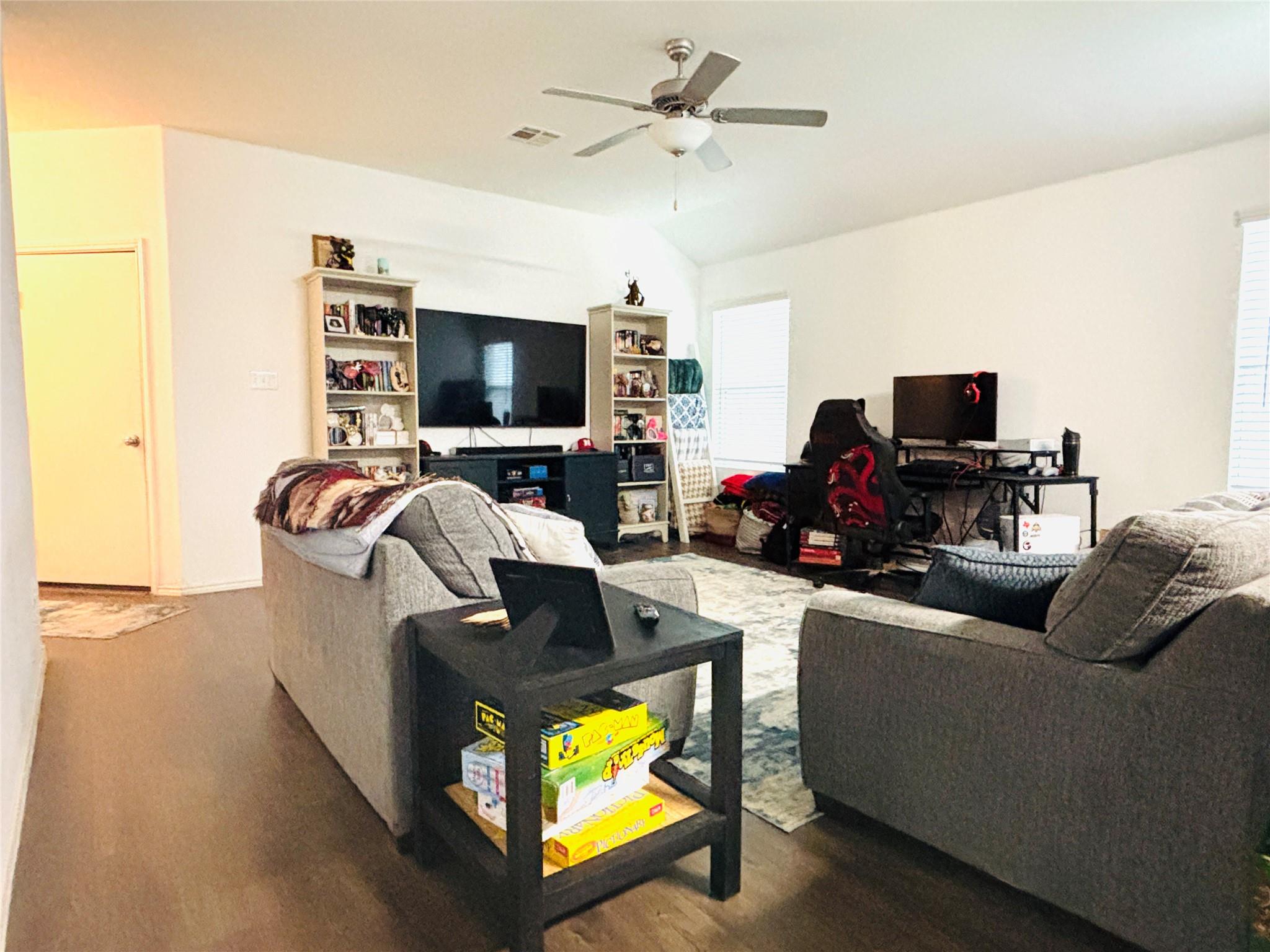 113 Star Pass, Jarrell, TX 76537