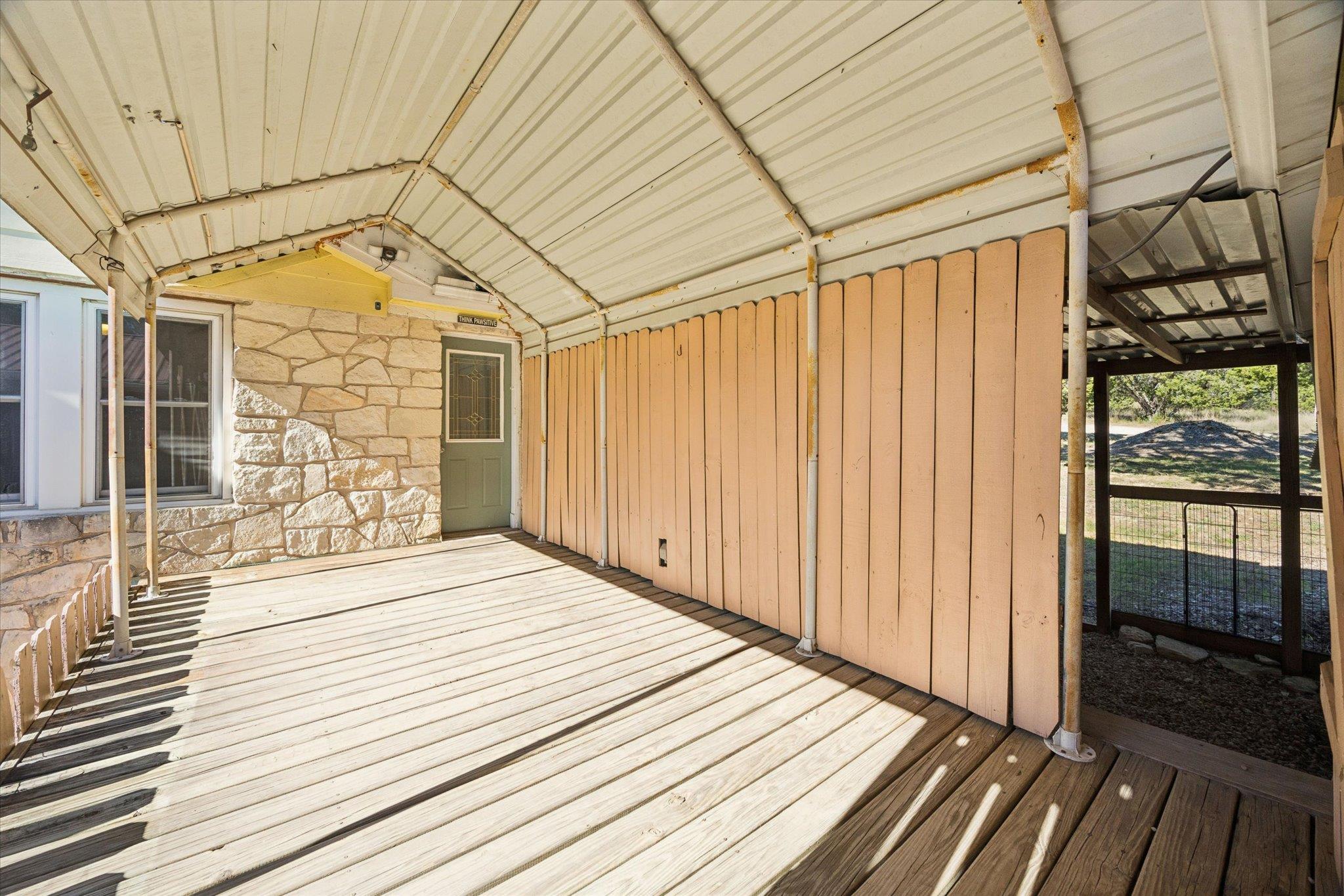 1091 Alta Vista Rd, Spicewood, TX 78669