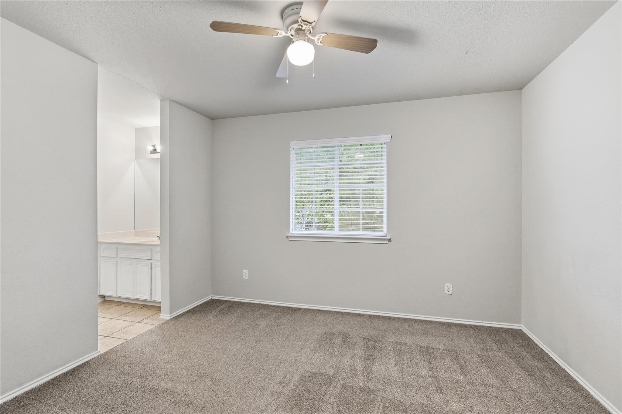 3925 Newland Dr, Round Rock, TX 78681