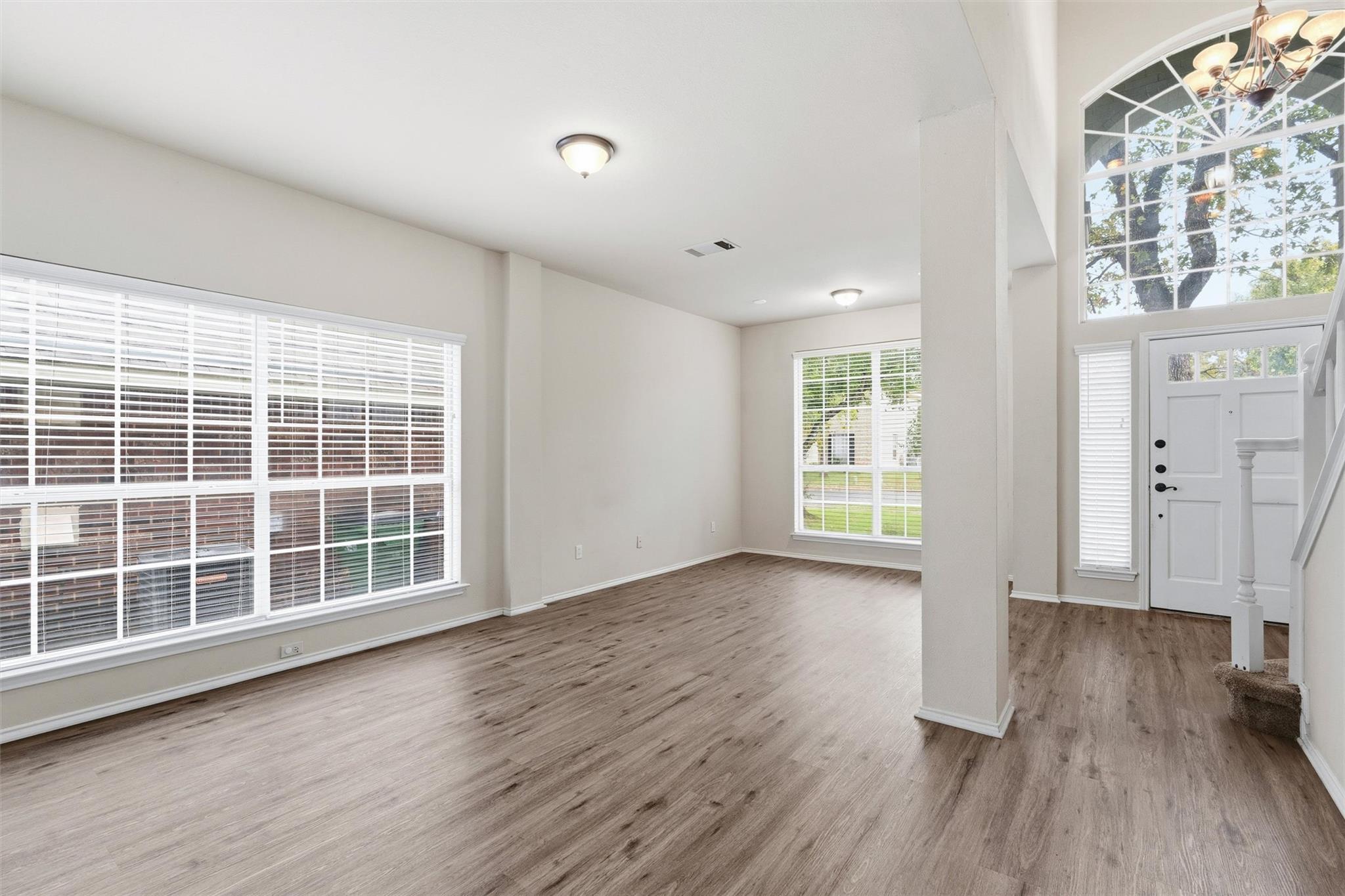 3925 Newland Dr, Round Rock, TX 78681