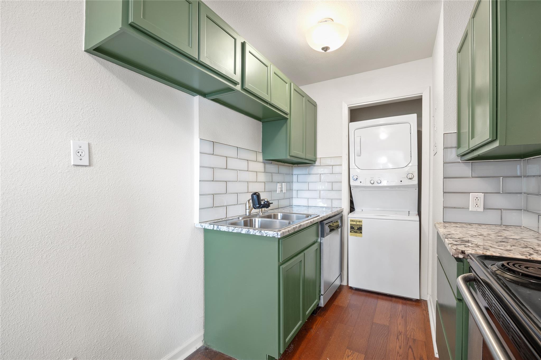 1110 W 22nd St # 2, Austin, TX 78705