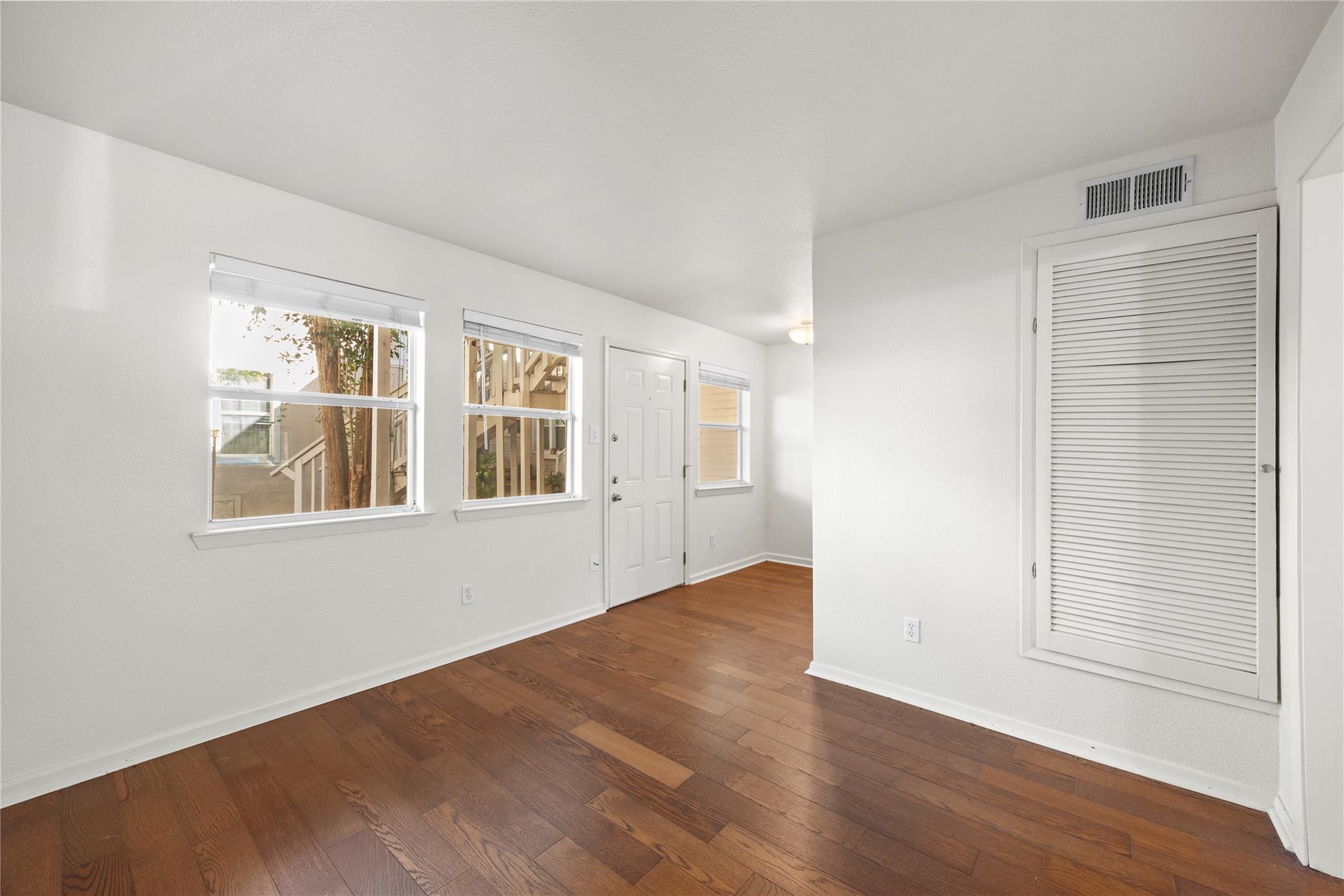 1110 W 22nd St # 2, Austin, TX 78705