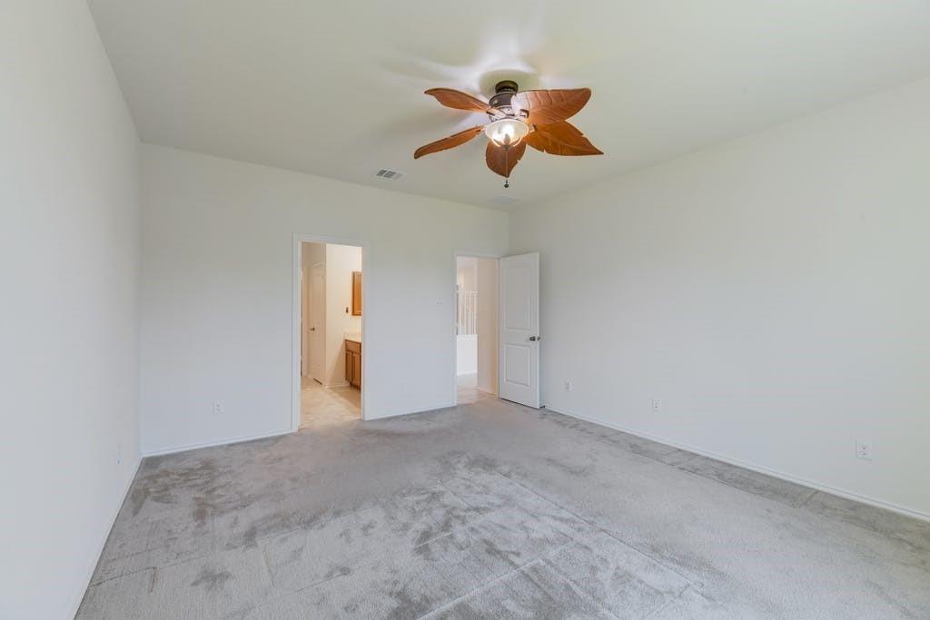 355 Planters Ln, Georgetown, TX 78626