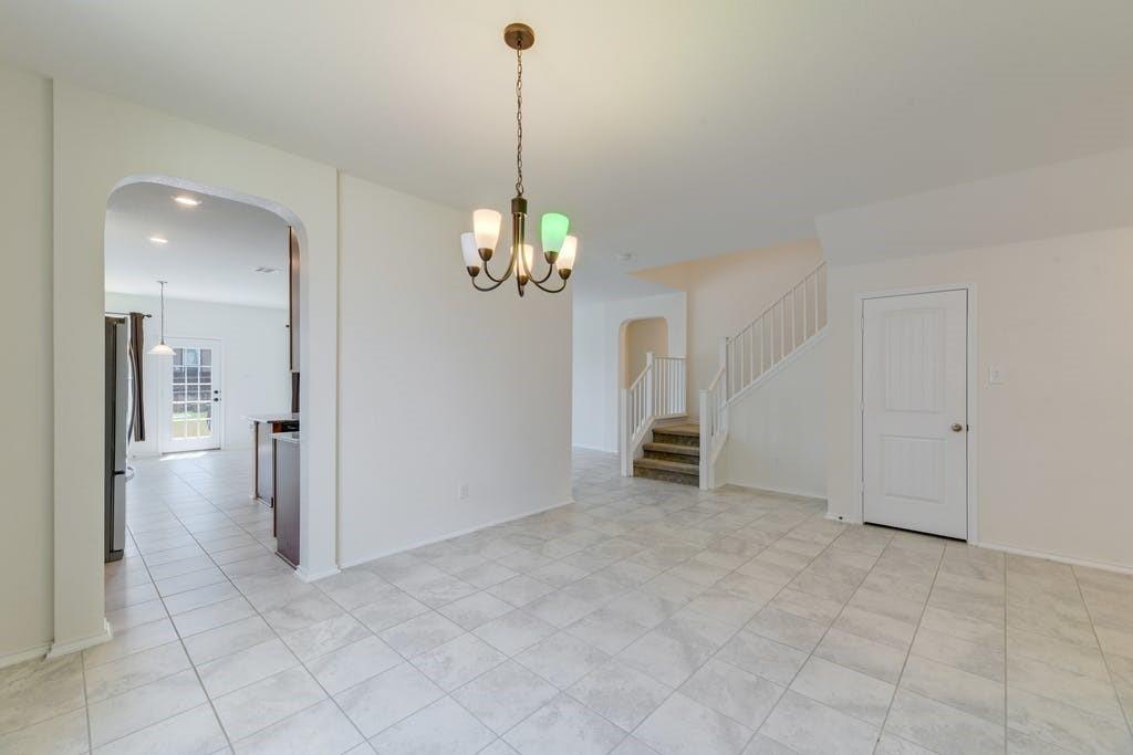 355 Planters Ln, Georgetown, TX 78626