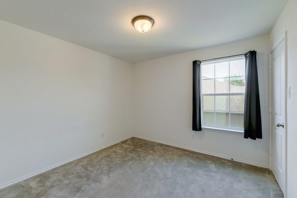 355 Planters Ln, Georgetown, TX 78626