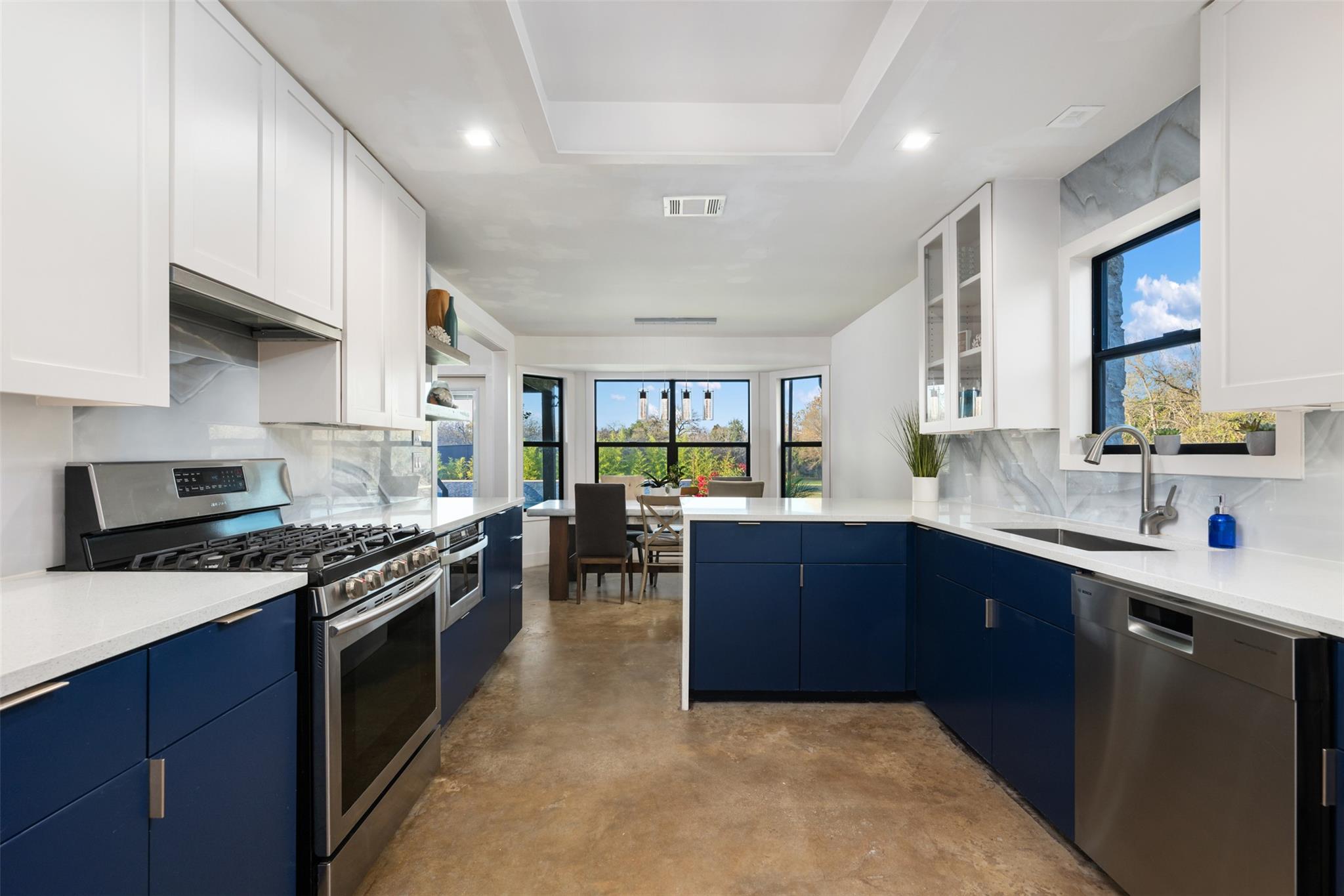 50 S Bear Creek Rd, Liberty Hill, TX 78642