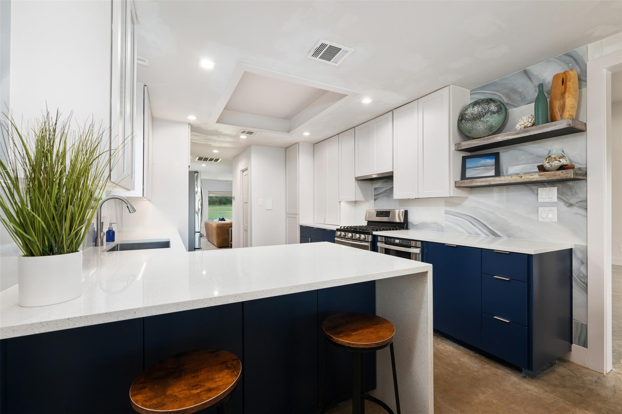 50 S Bear Creek Rd, Liberty Hill, TX 78642