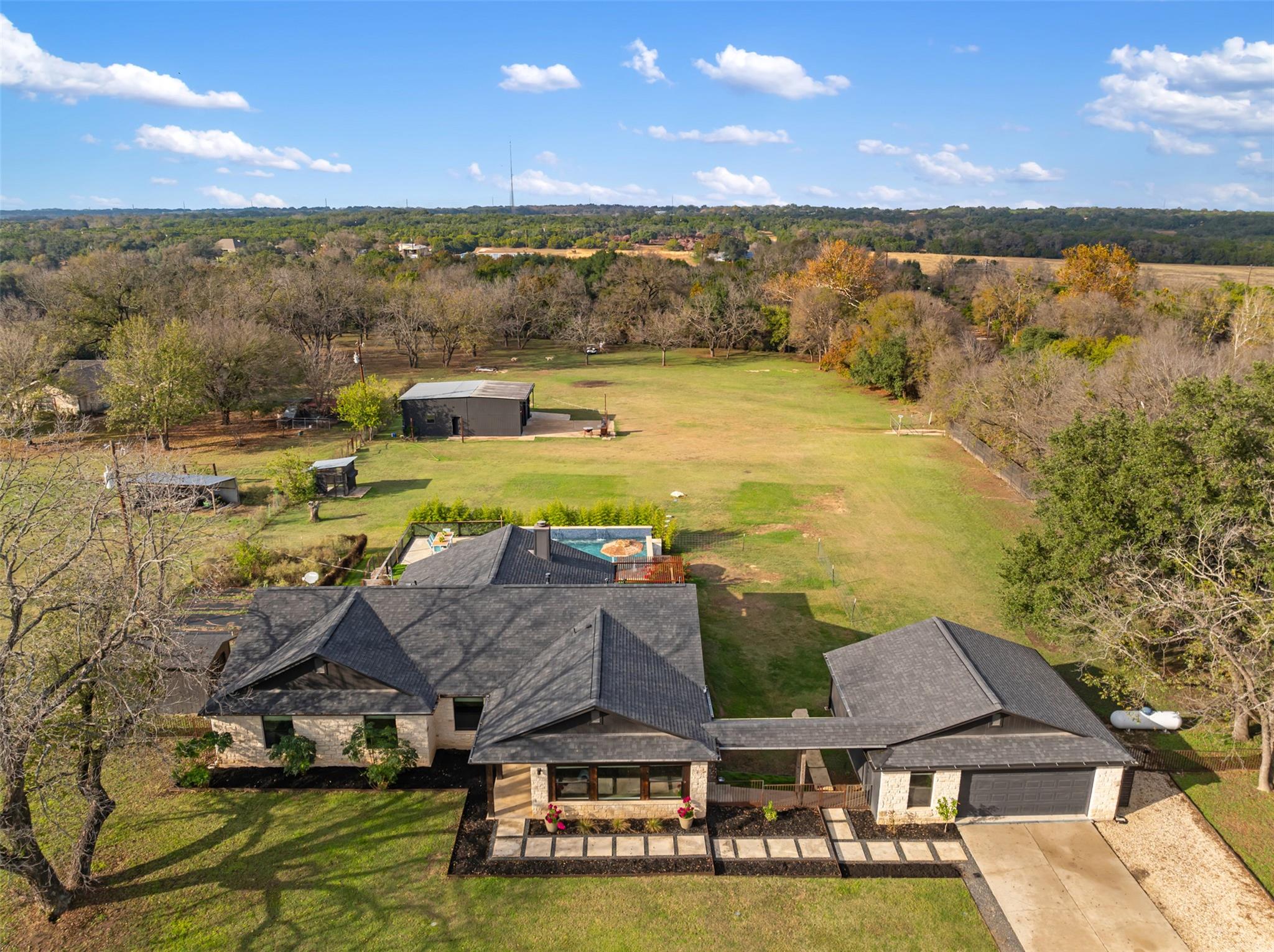 50 S Bear Creek Rd, Liberty Hill, TX 78642
