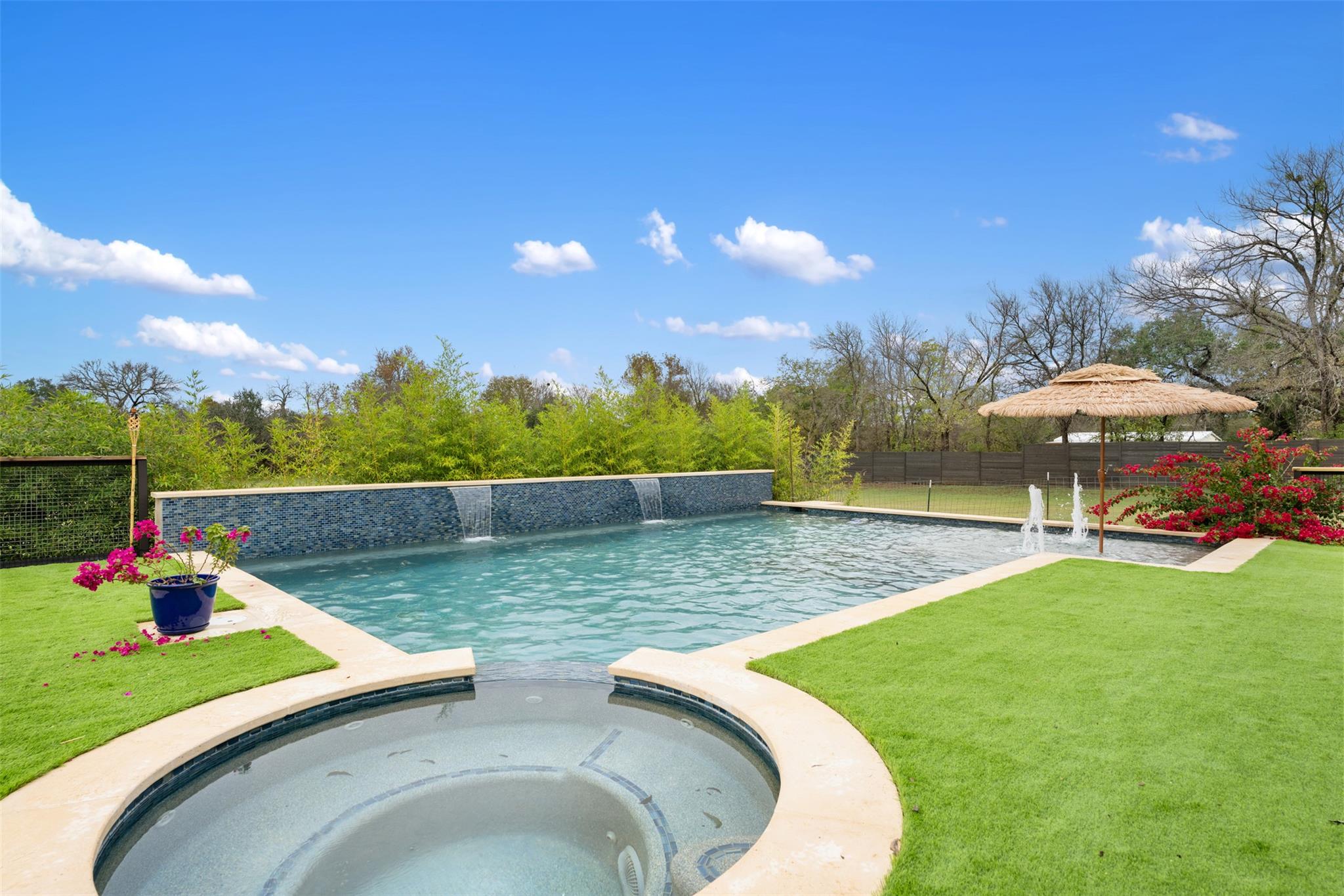 50 S Bear Creek Rd, Liberty Hill, TX 78642