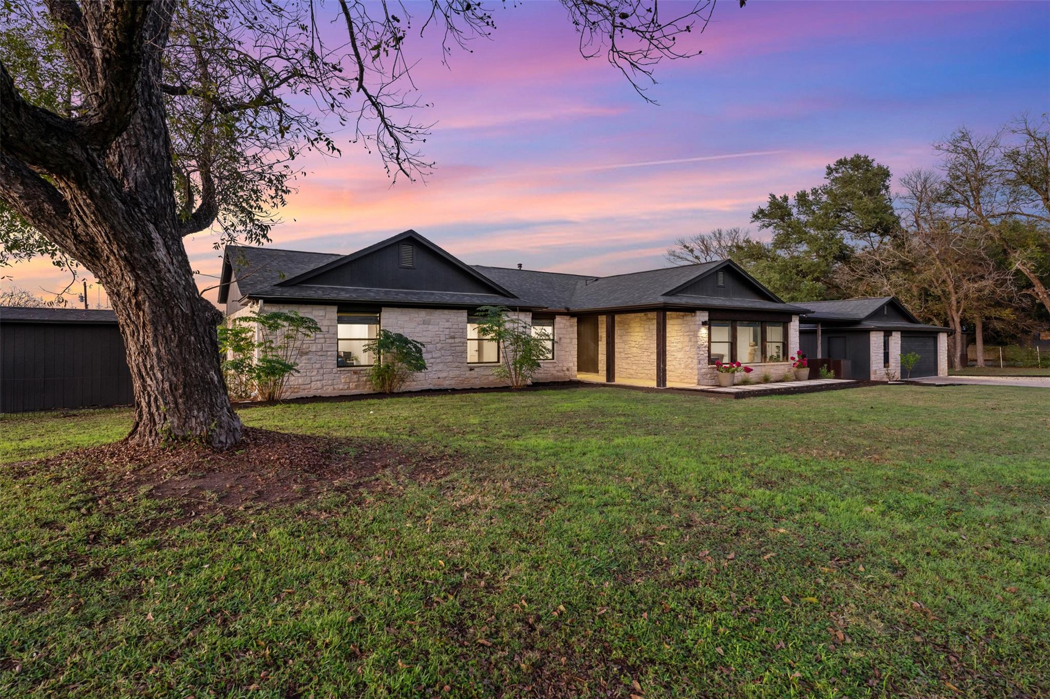 50 S Bear Creek Rd, Liberty Hill, TX 78642