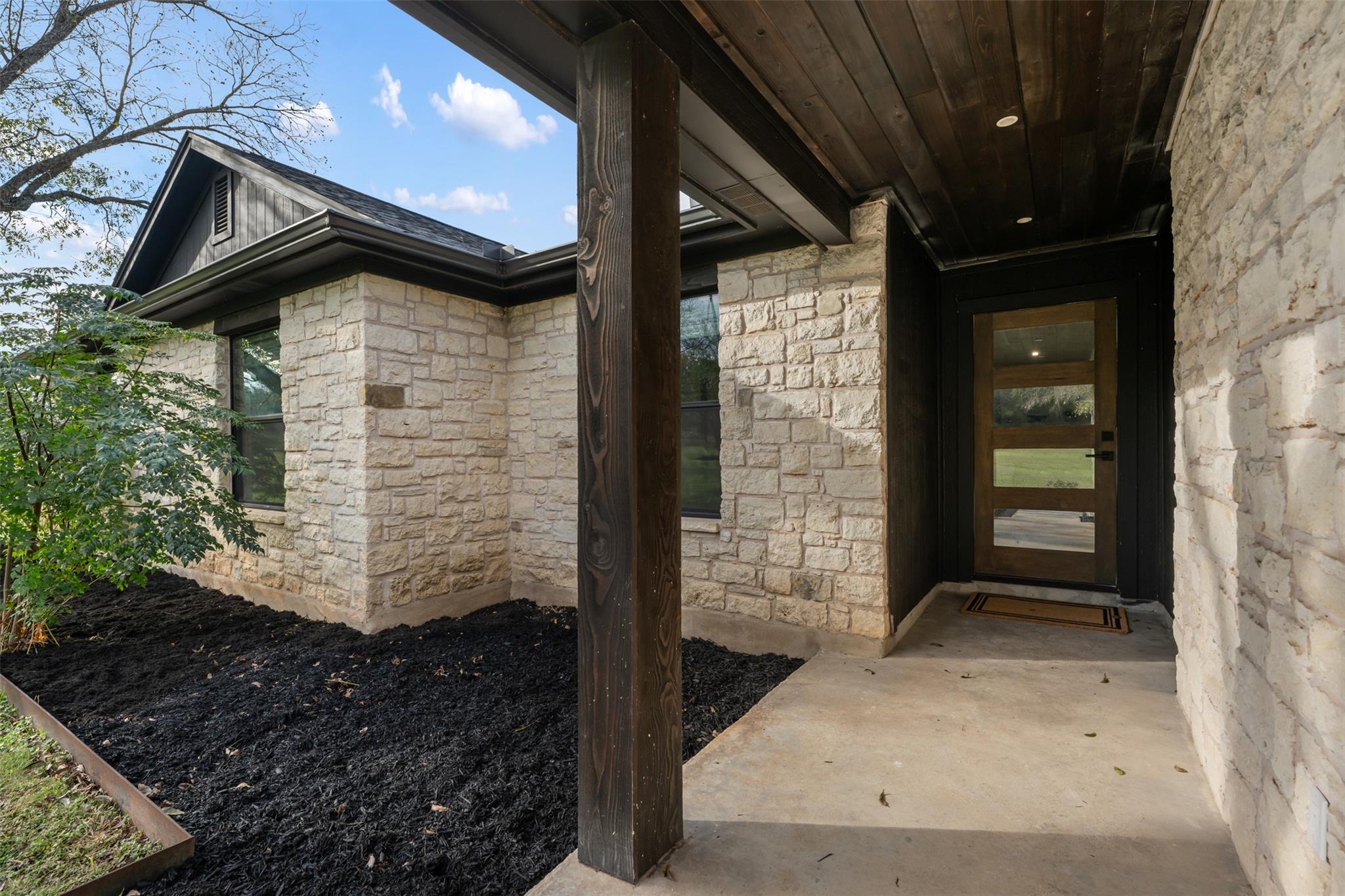 50 S Bear Creek Rd, Liberty Hill, TX 78642