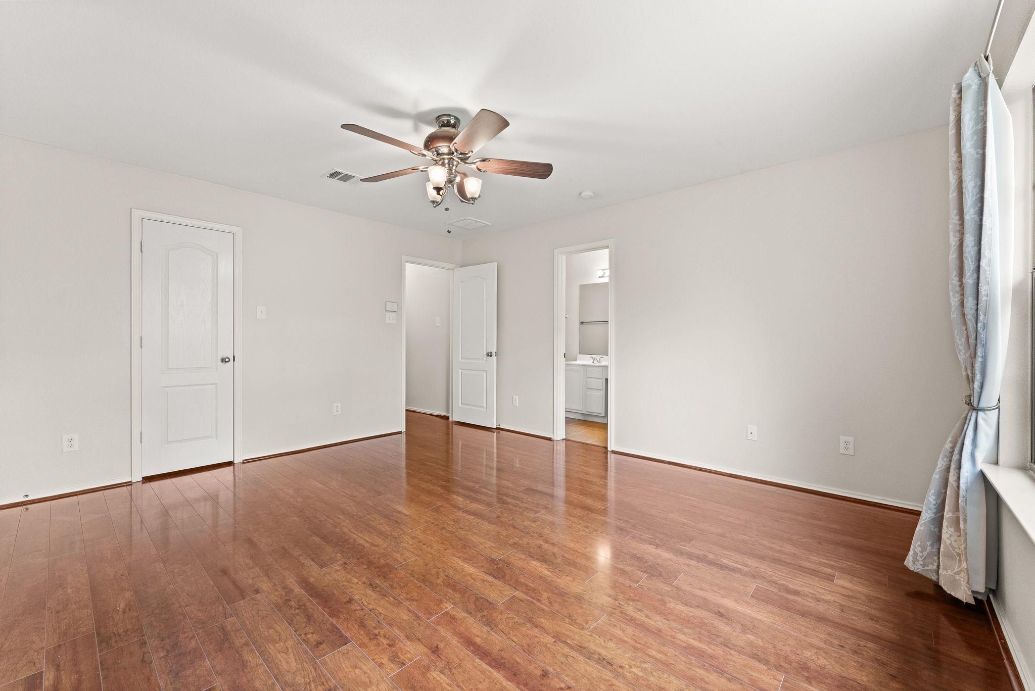 203 Sil Cv, Leander, TX 78641