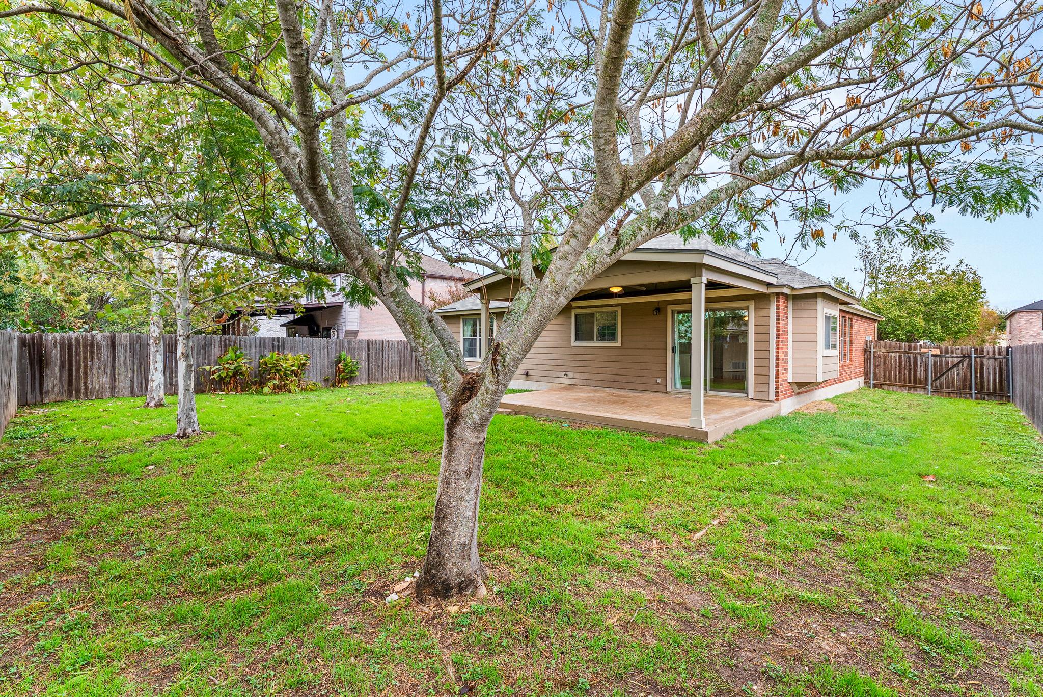 203 Sil Cv, Leander, TX 78641