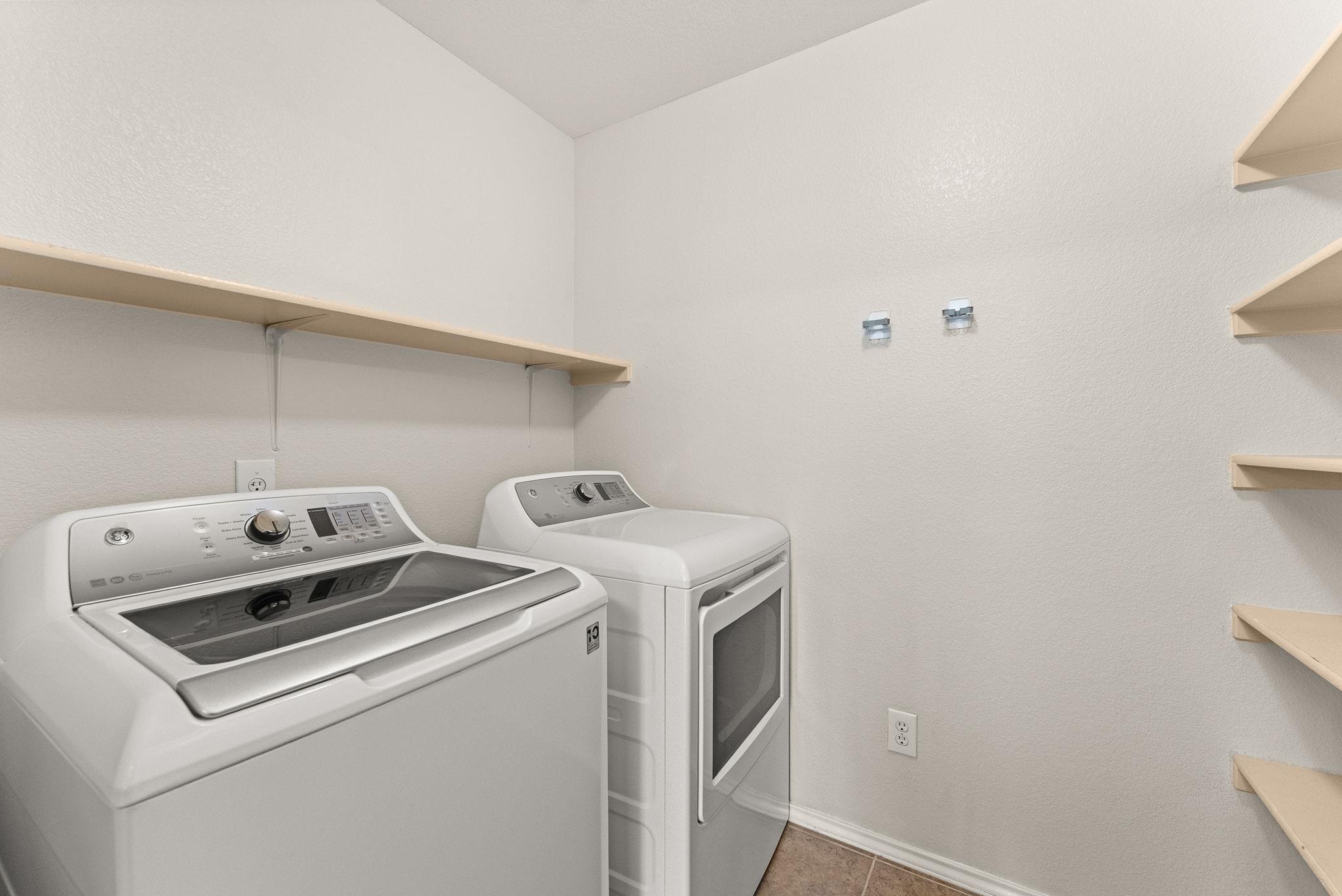 203 Sil Cv, Leander, TX 78641