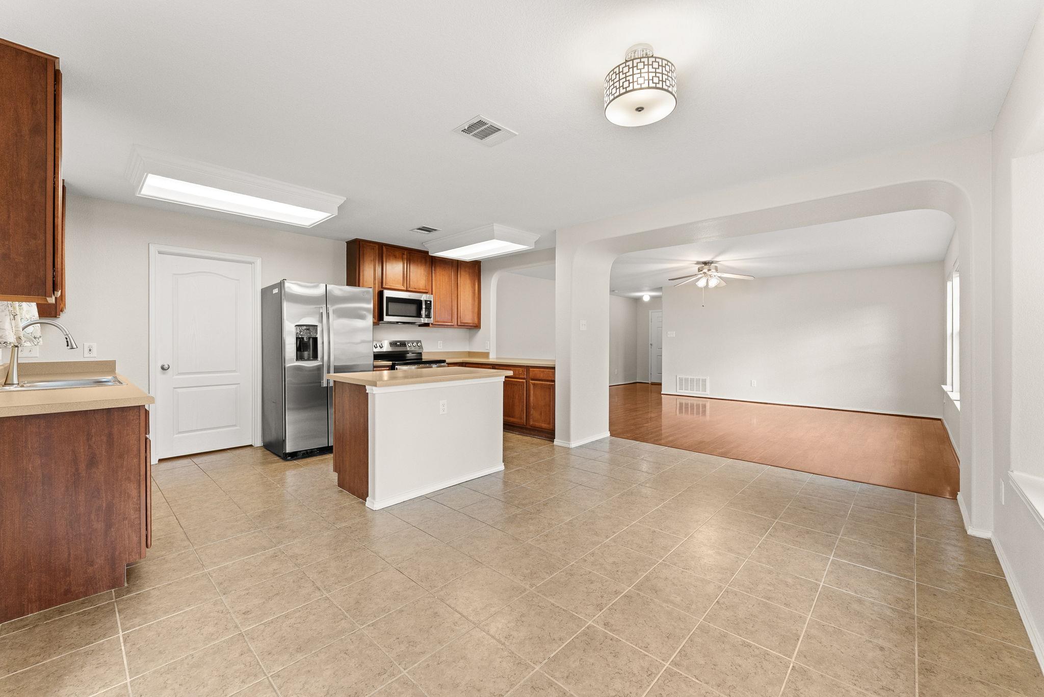 203 Sil Cv, Leander, TX 78641