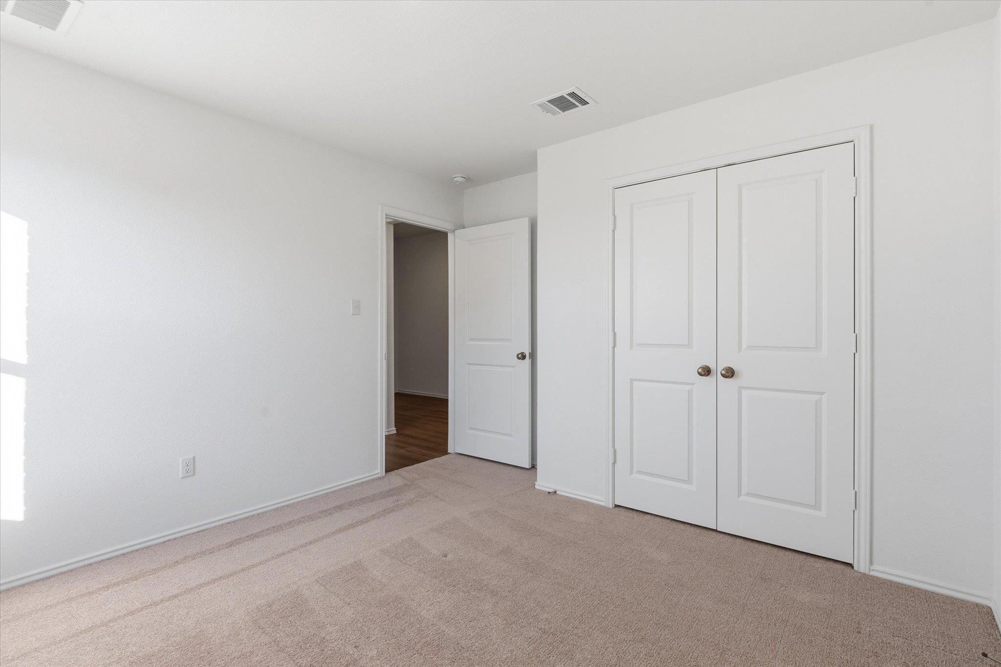 100 Greystone Ct, Marble Falls, TX 78654