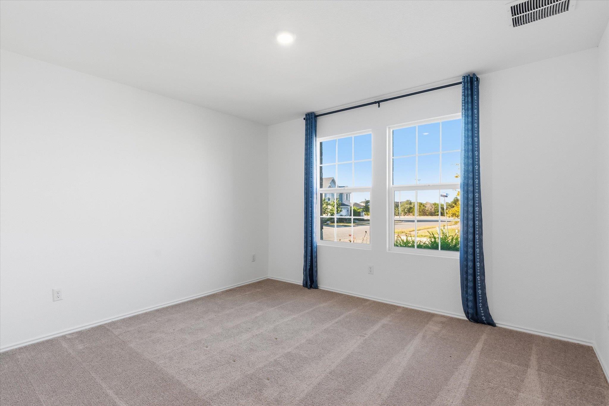 100 Greystone Ct, Marble Falls, TX 78654