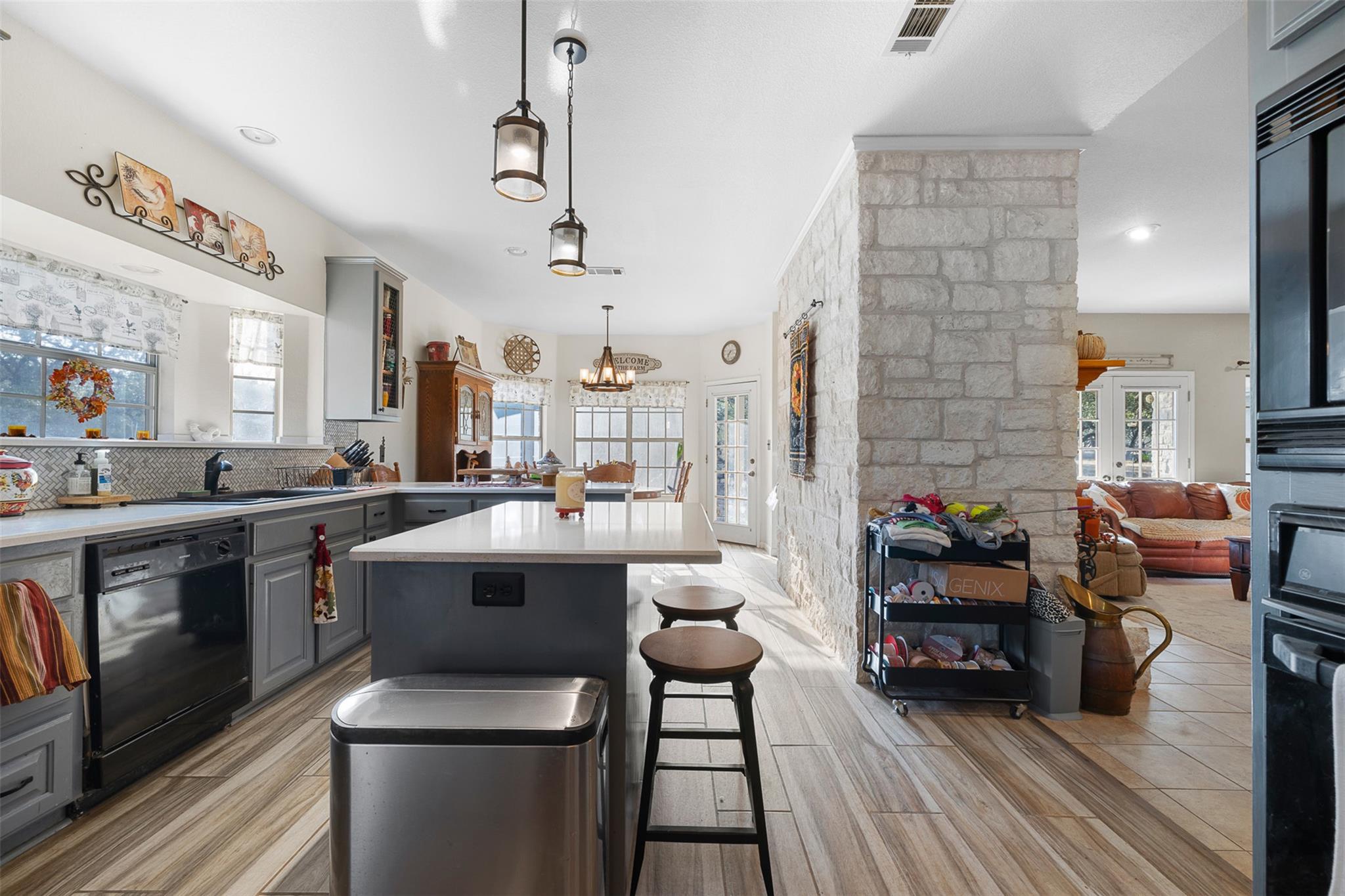 3801 W Fm 150, Kyle, TX 78640