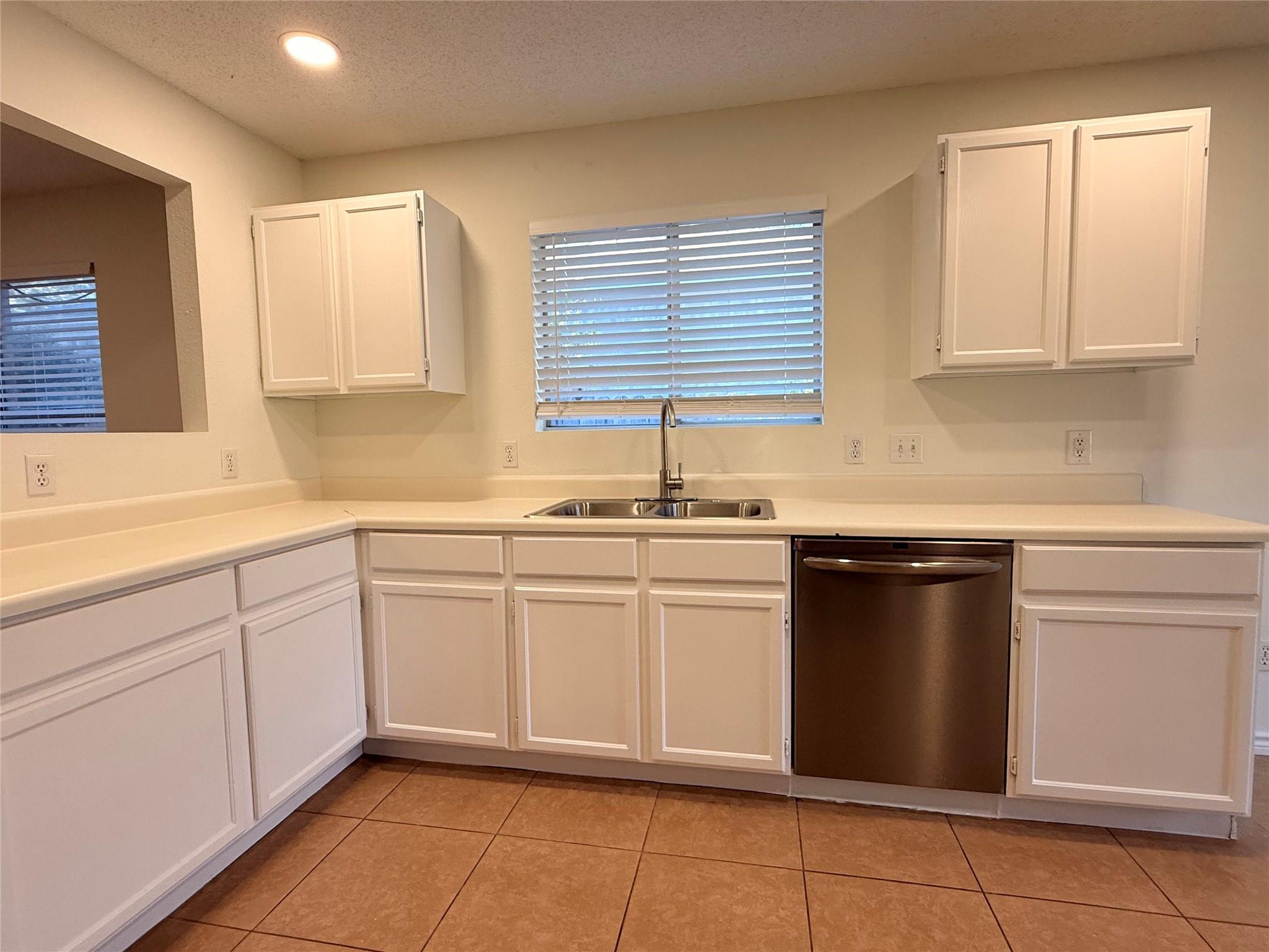 806 Calico Dr, Austin, TX 78748