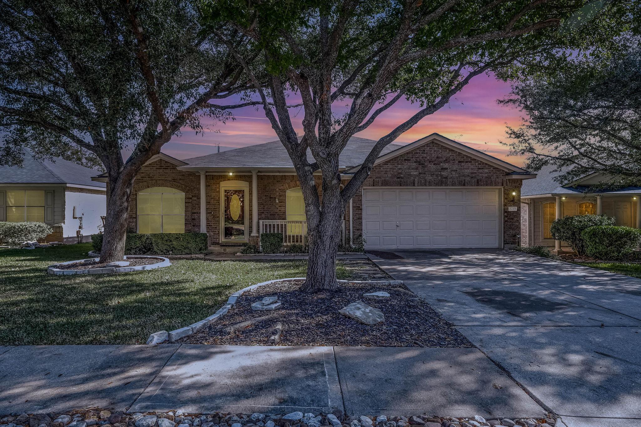 3219 Arroyo Bluff Ln, Round Rock, TX 78681