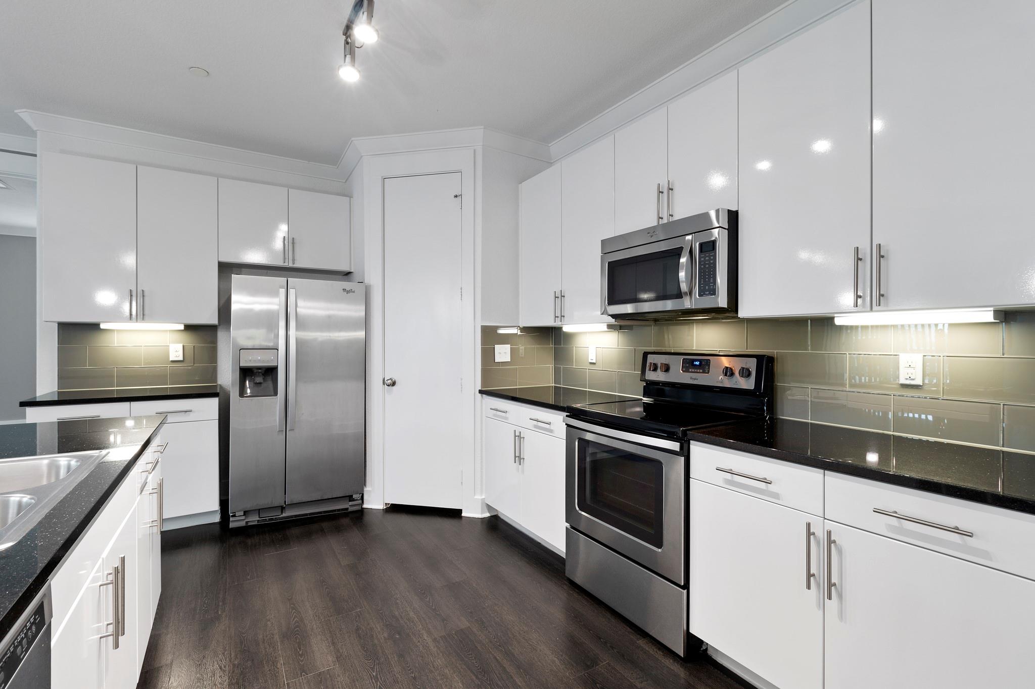 3300 Towers Blvd # 958, Seabrook, TX 77586